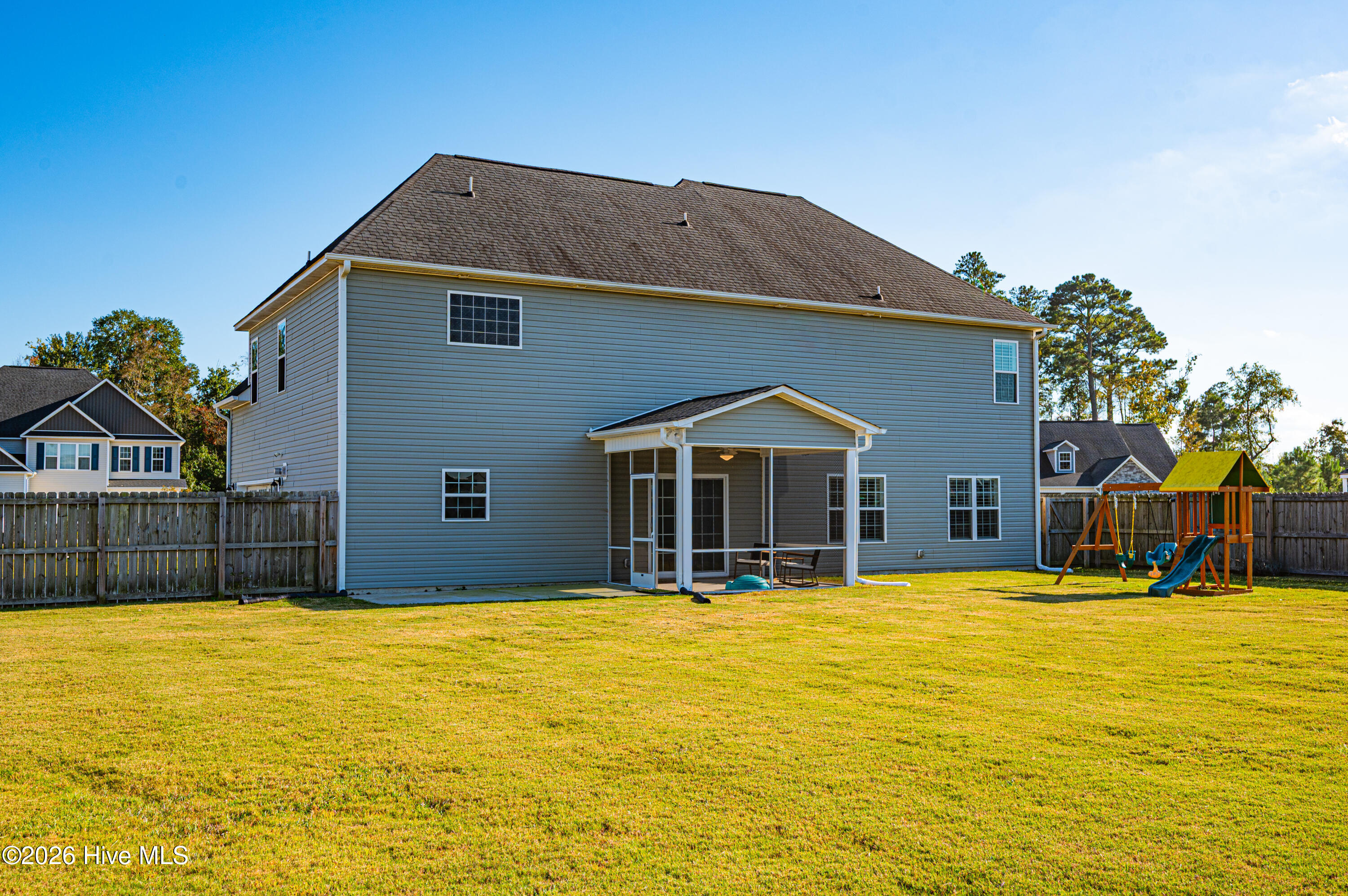 1011 Bluefish Place Property Photo 7