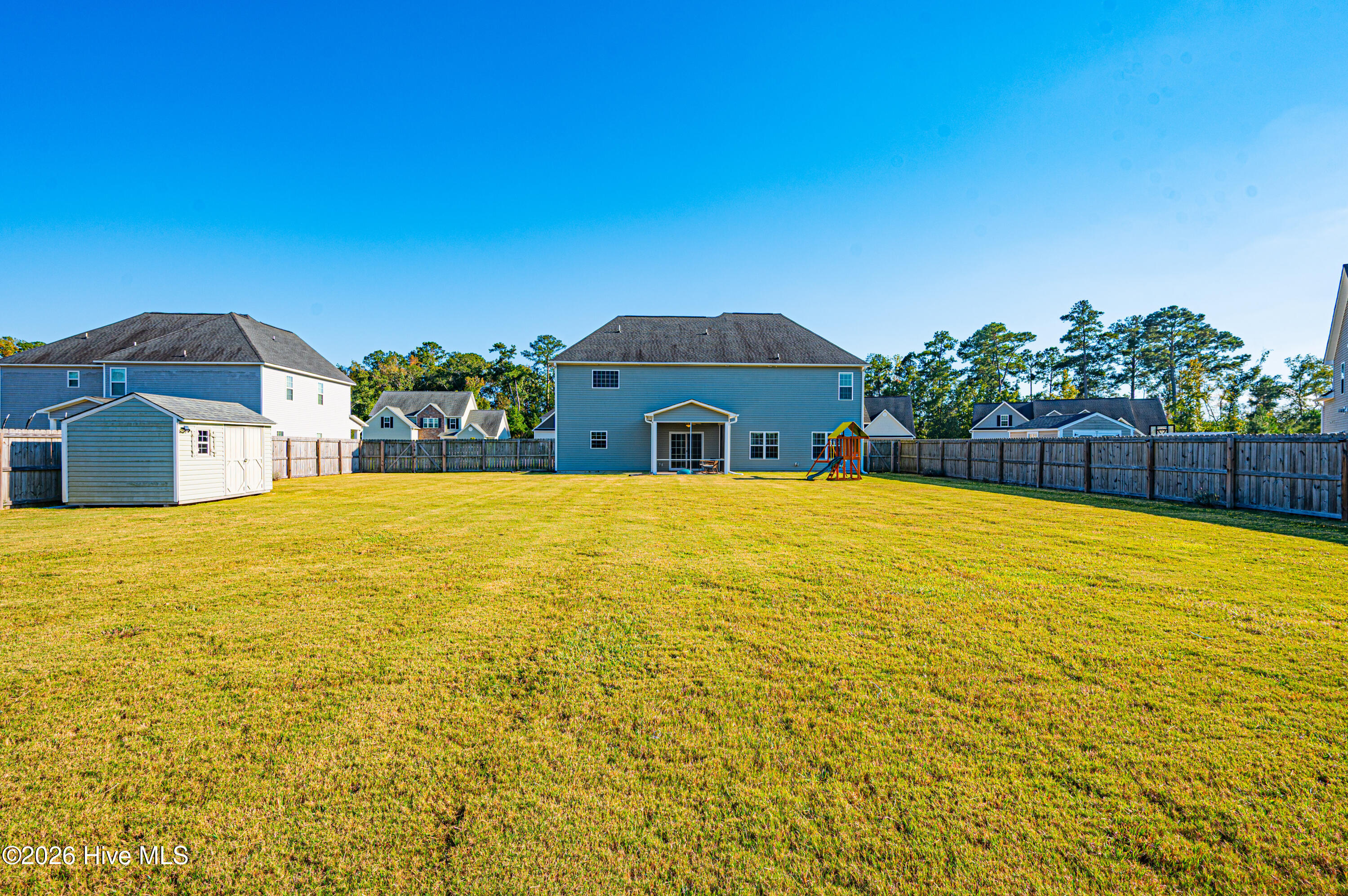 1011 Bluefish Place Property Photo 8