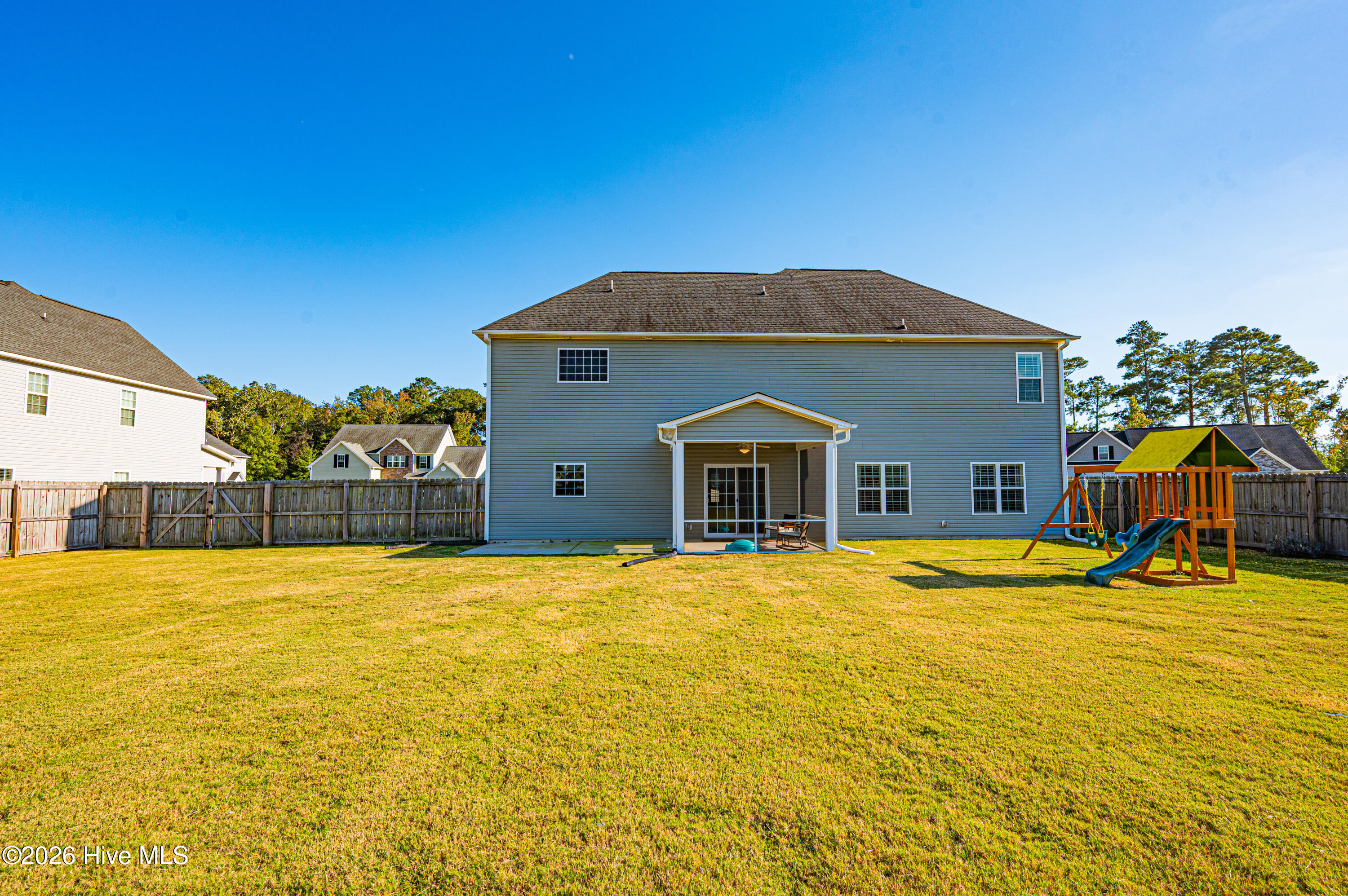 1011 Bluefish Place Property Photo 9