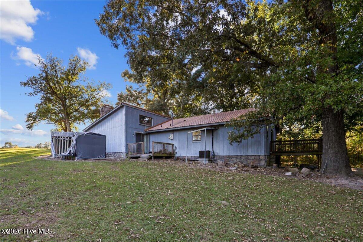 462 Camp Trailee Road Property Photo 6