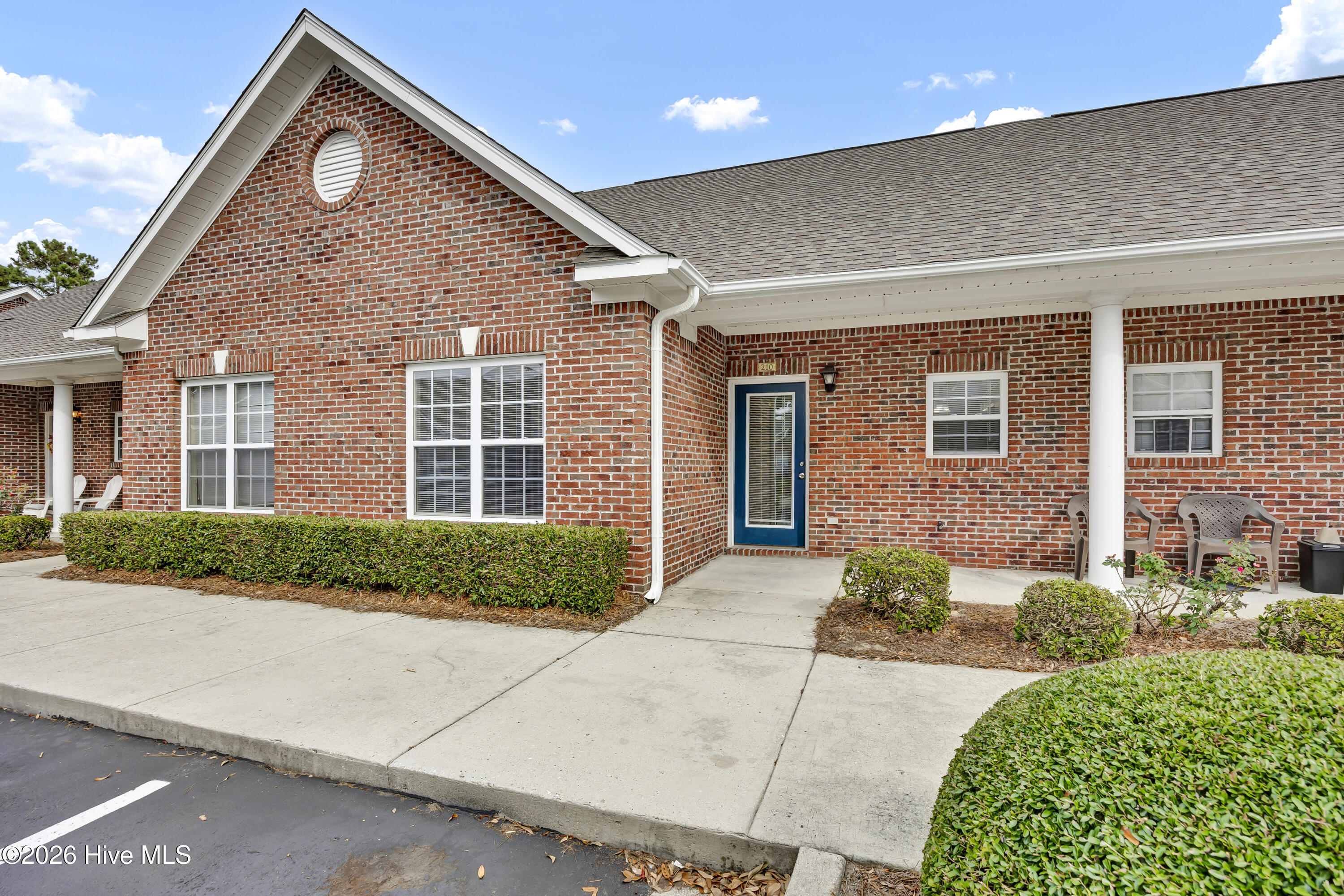 210 Hibiscus Way Property Photo 1