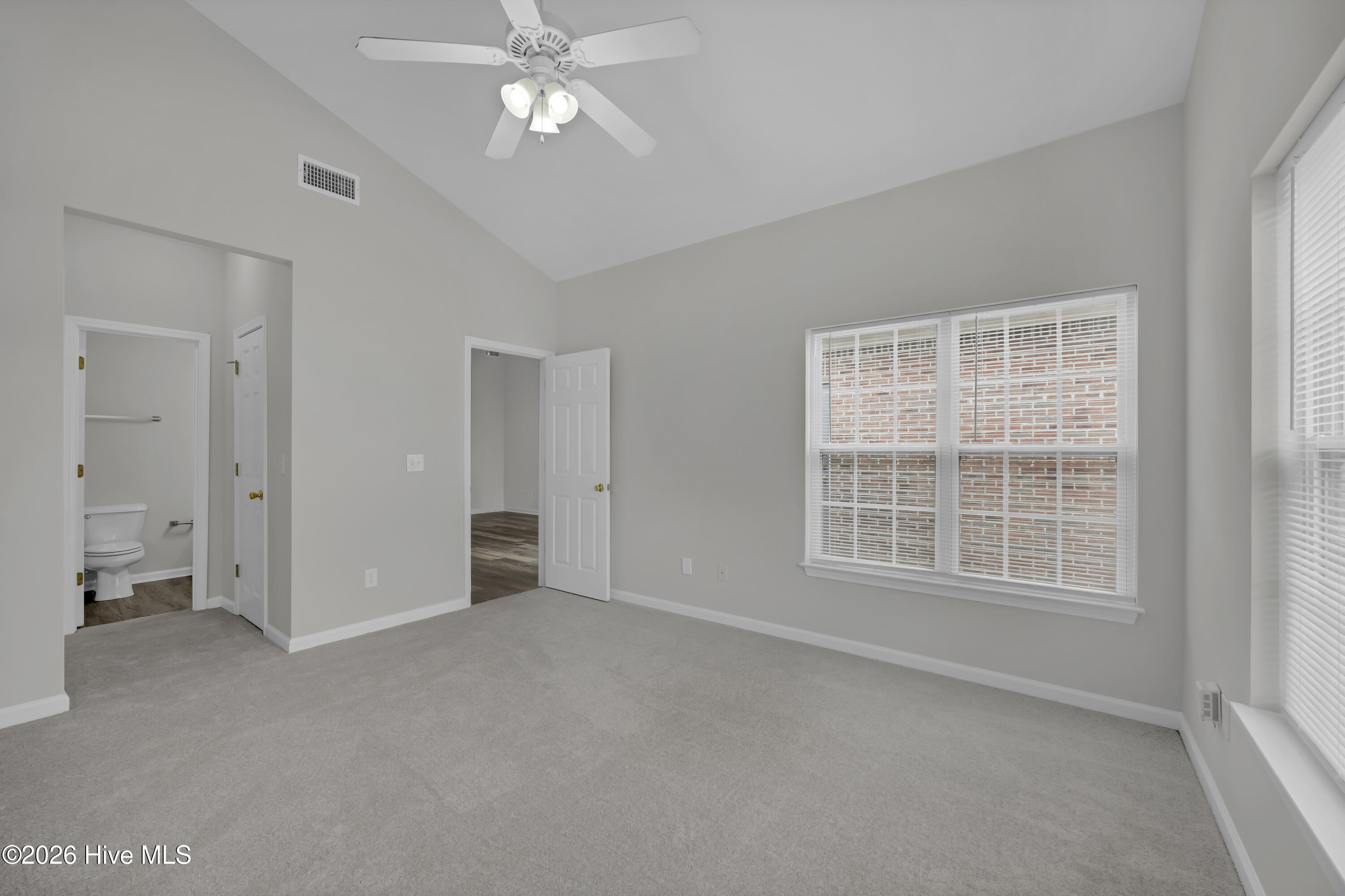 210 Hibiscus Way Property Photo 15