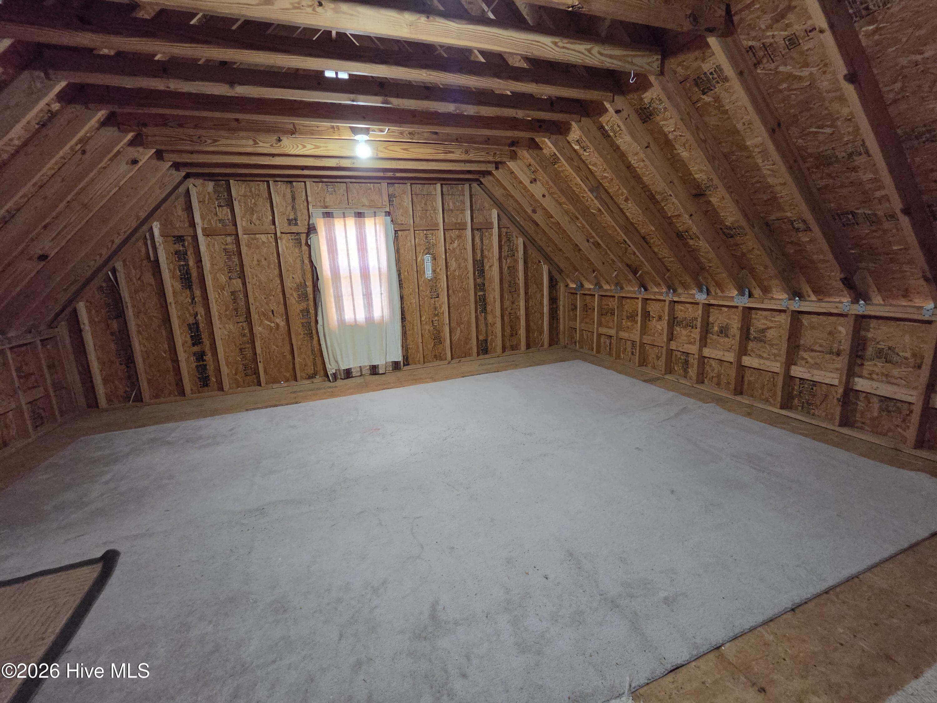 128 Leonard Drive Property Photo 11