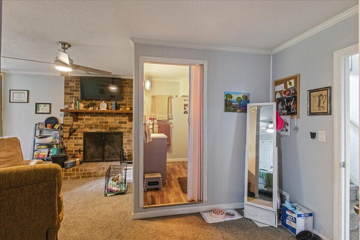 570 Wallace Wells Circle Property Photo 32