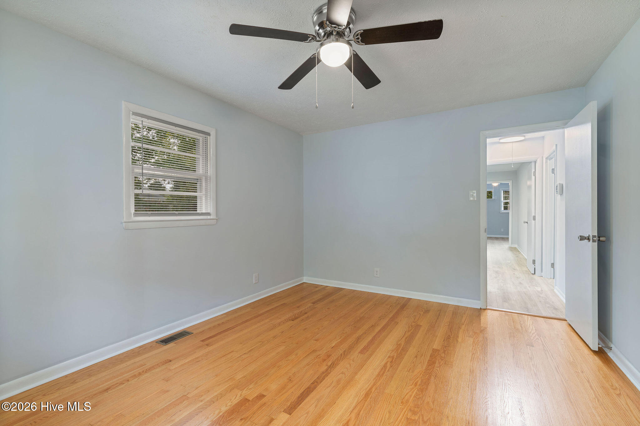907 N Audubon Avenue Property Photo 5