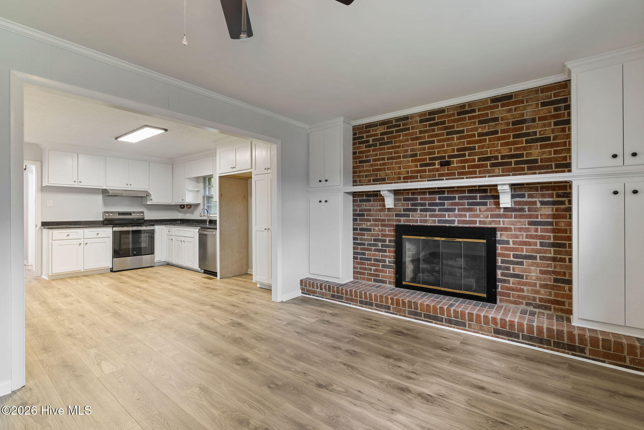 907 N Audubon Avenue Property Photo 8