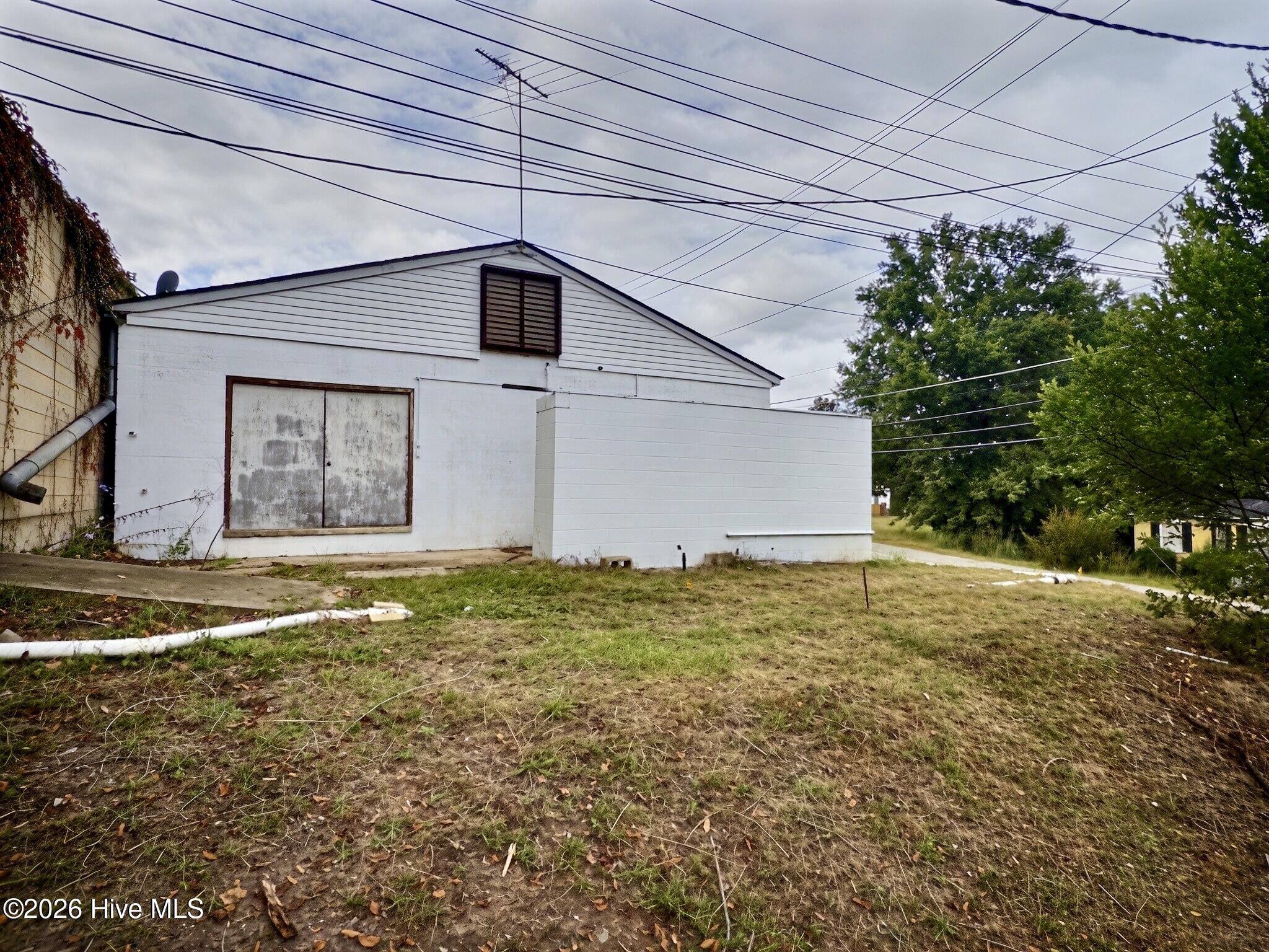 212 Lynch Street Property Photo 7