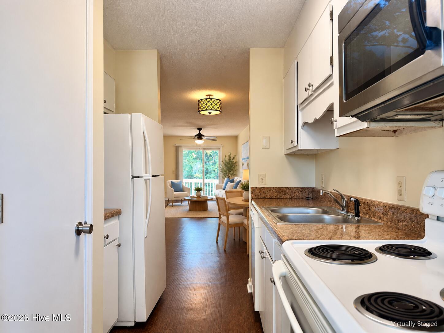 107 Lullwater Drive 201 Property Photo 6