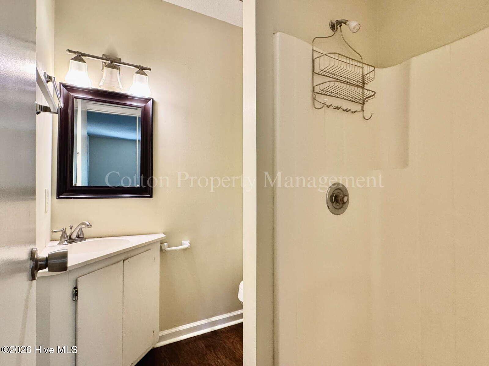107 Lullwater Drive 201 Property Photo 14