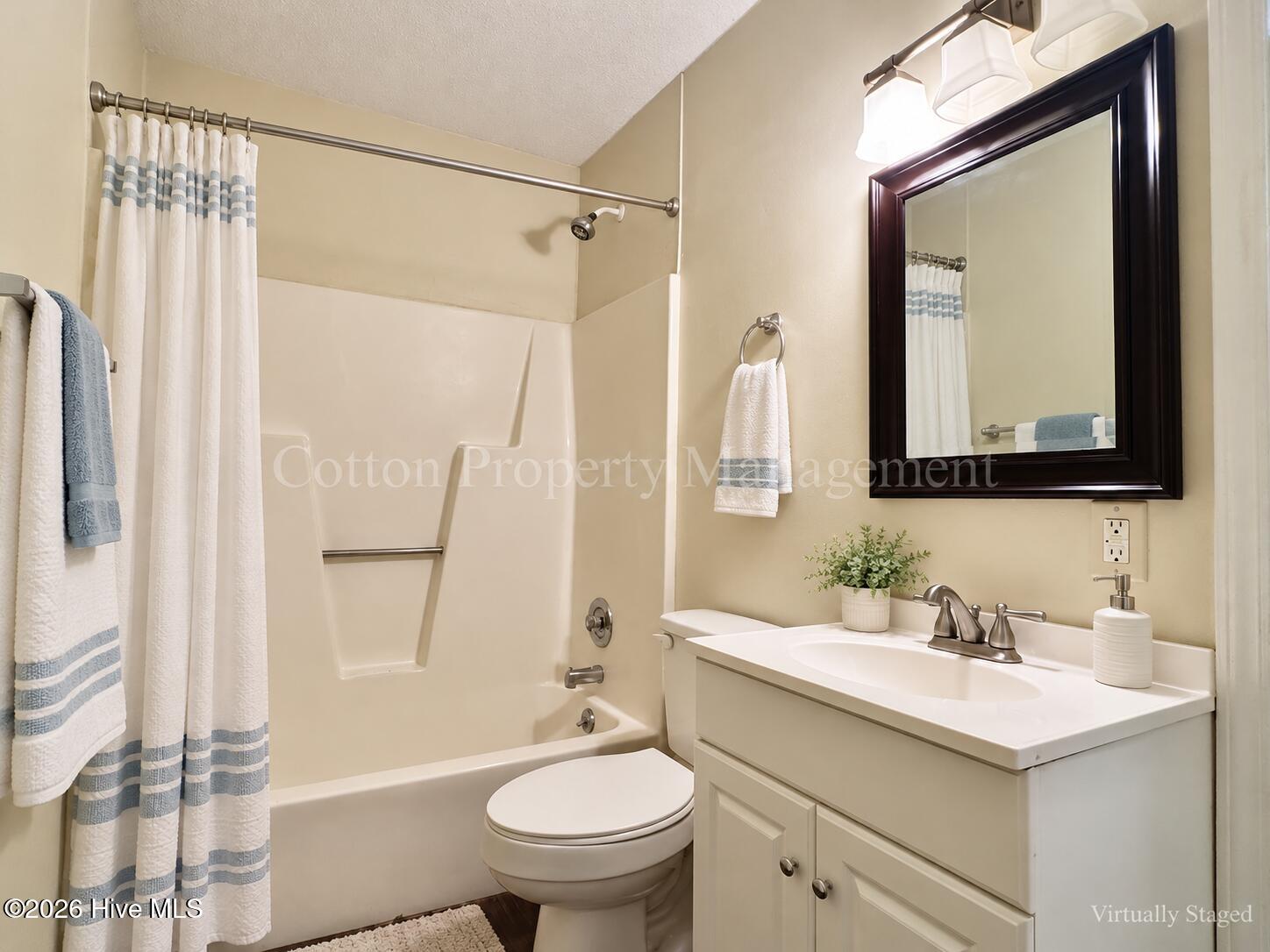 107 Lullwater Drive 201 Property Photo 23