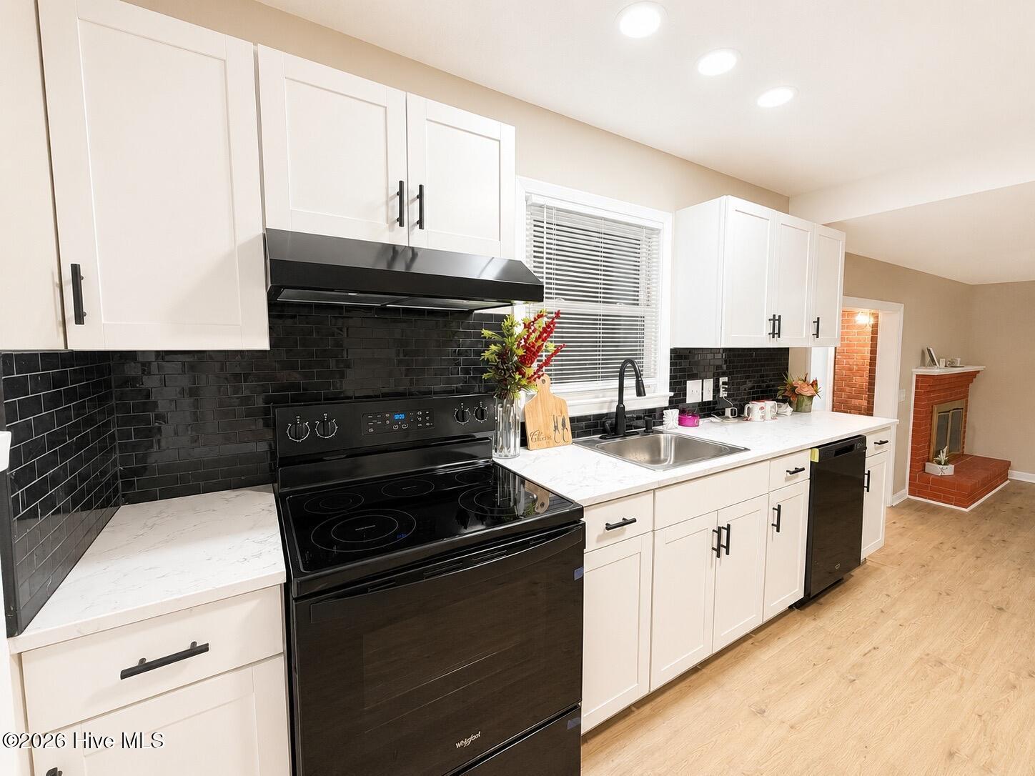 3202 College Road Property Photo 16