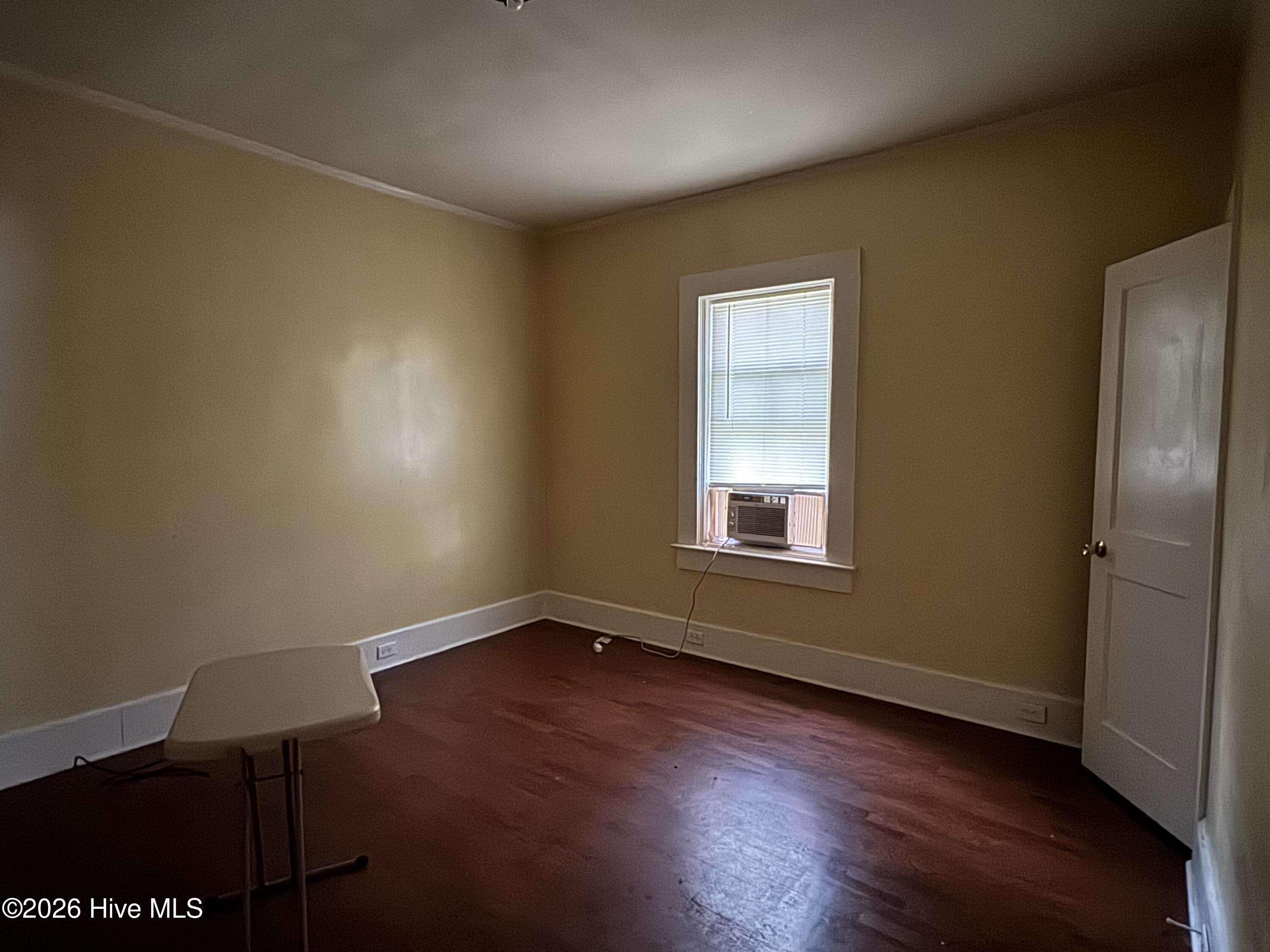 4701 Cedar Avenue Property Photo 8