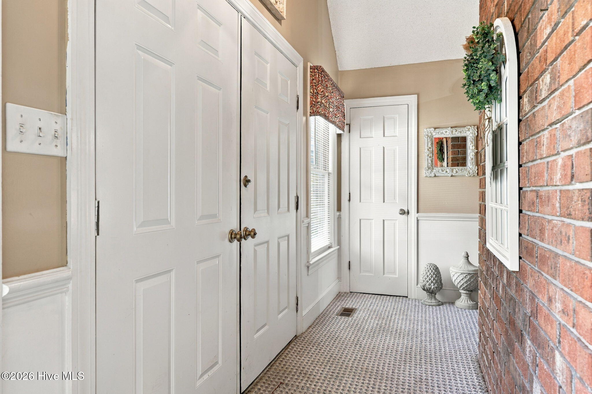 500 King Arthur Road Property Photo 6