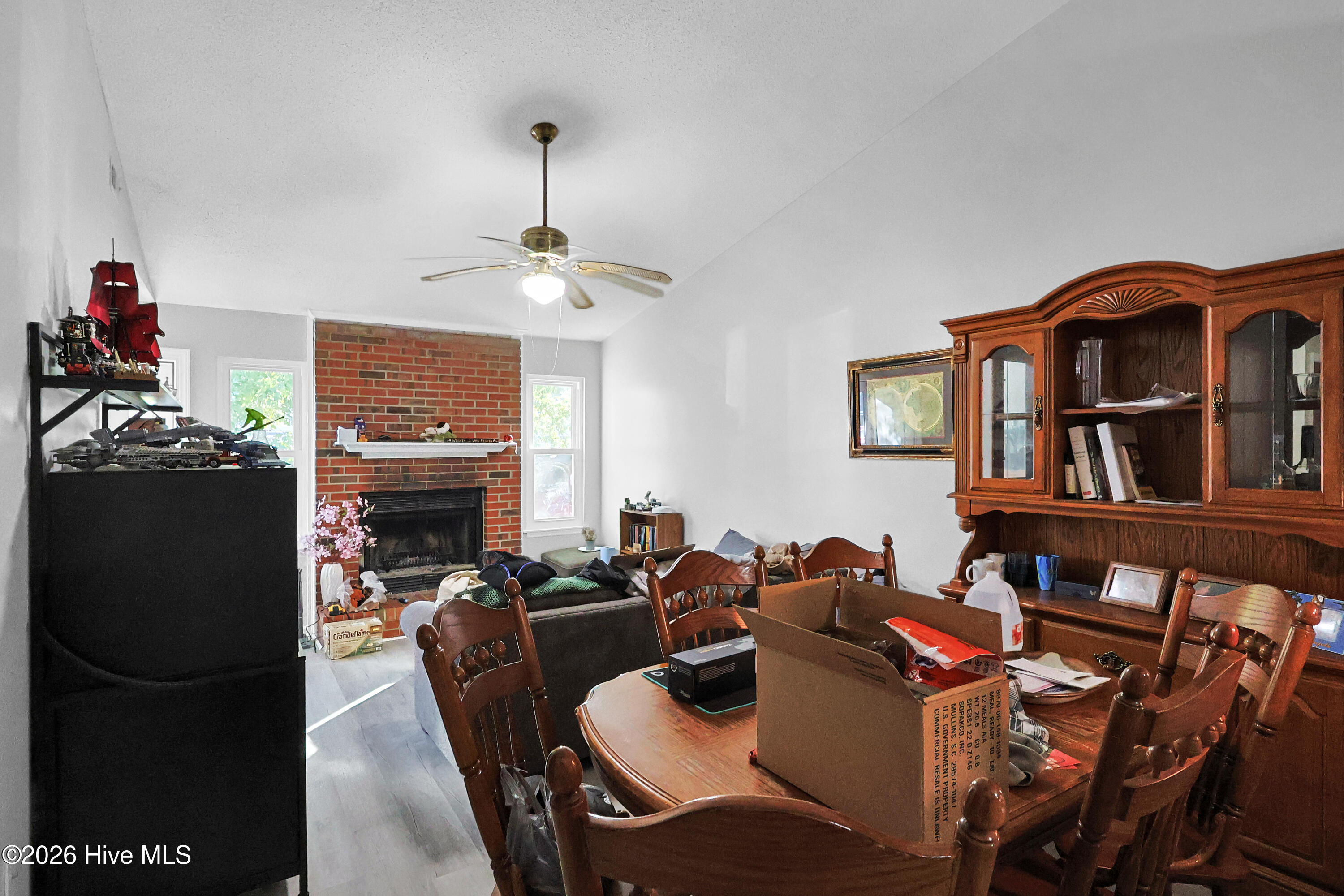 231-233 Easy Street Property Photo 15
