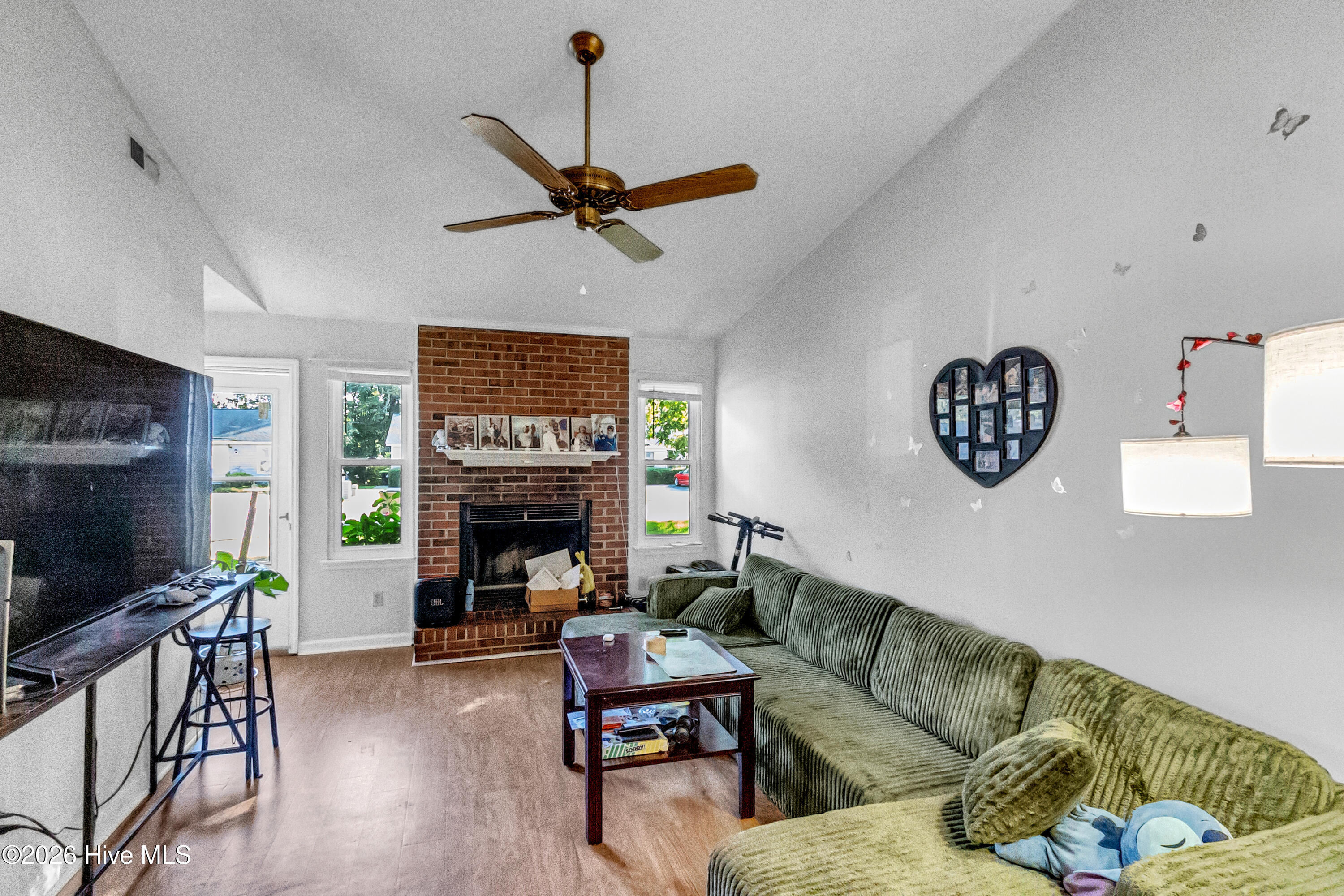 231-233 Easy Street Property Photo 32
