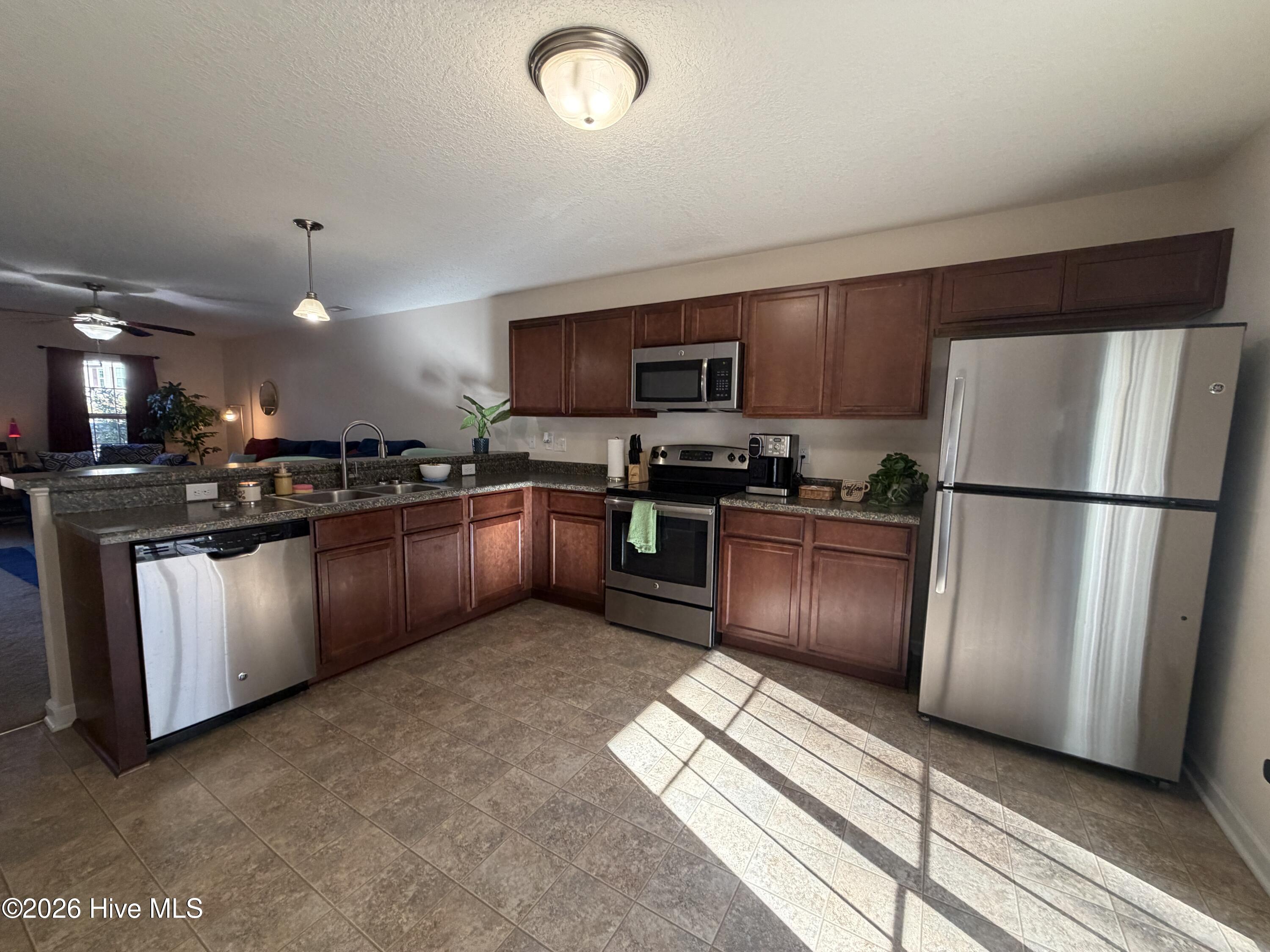 116 W Murrow Lane Property Photo 4