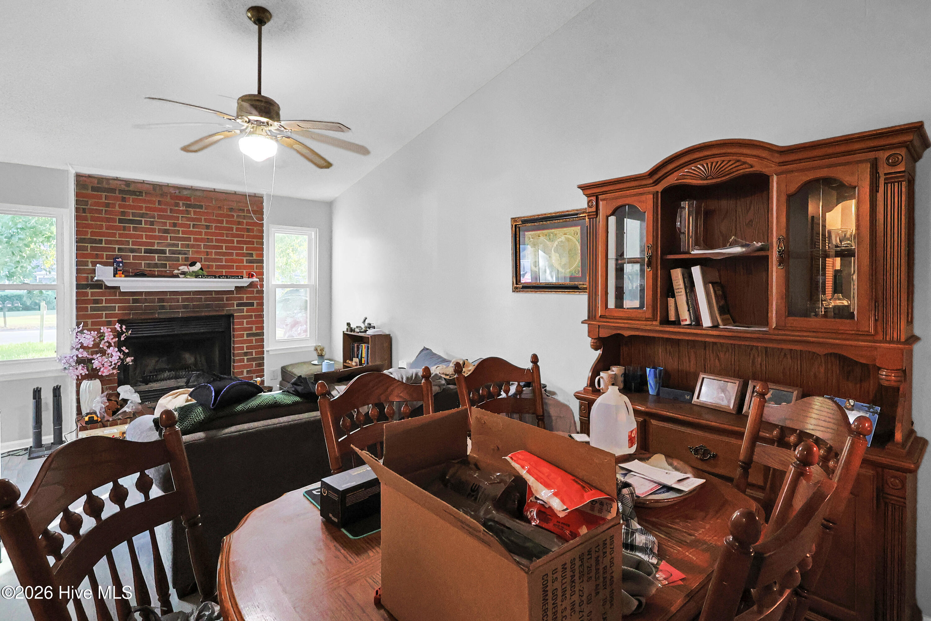 231 Easy Street Property Photo 6