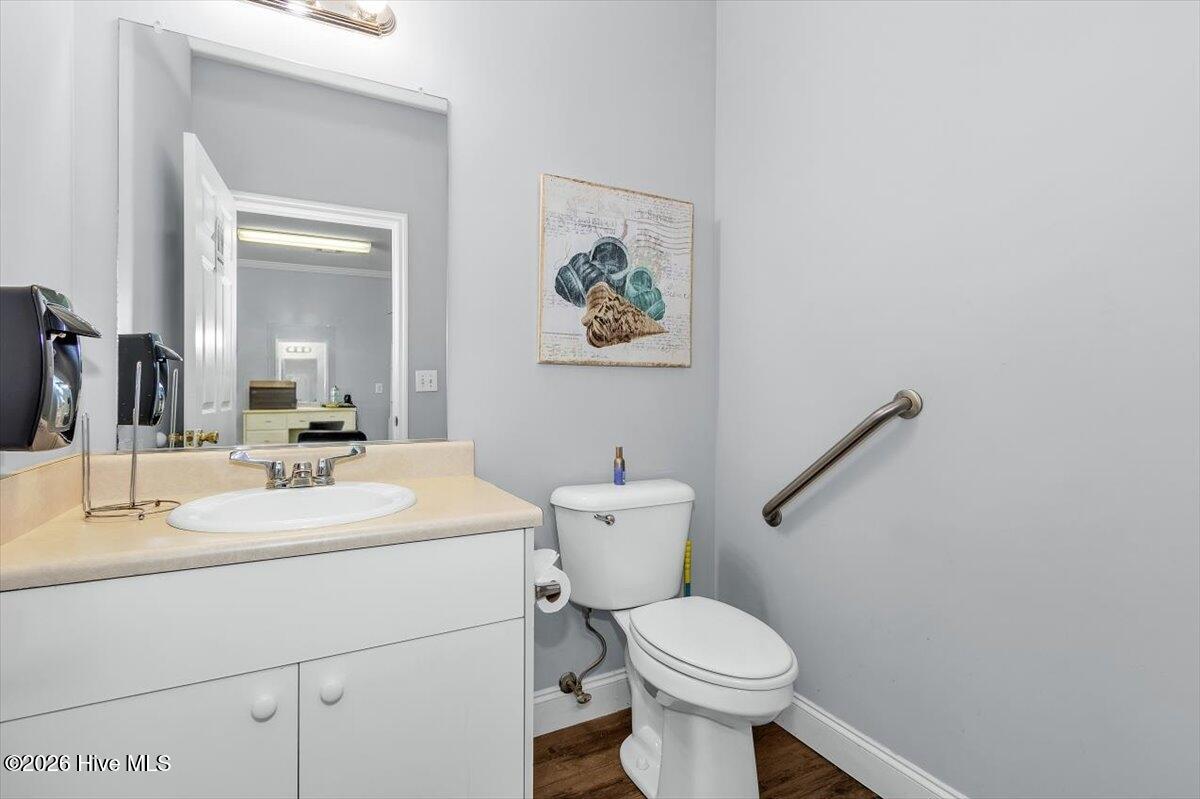 7102 Evans Town Center Boulevard Property Photo 16