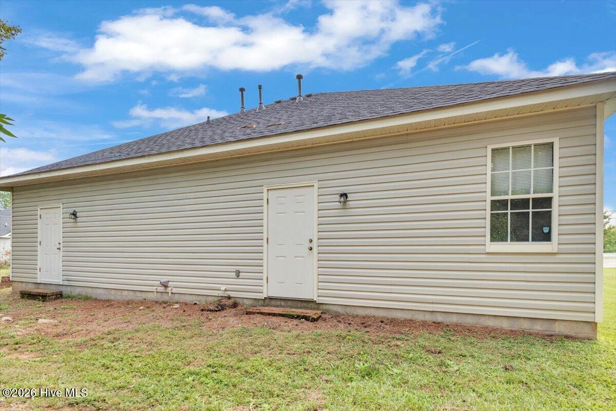 7102 Evans Town Center Boulevard Property Photo 18