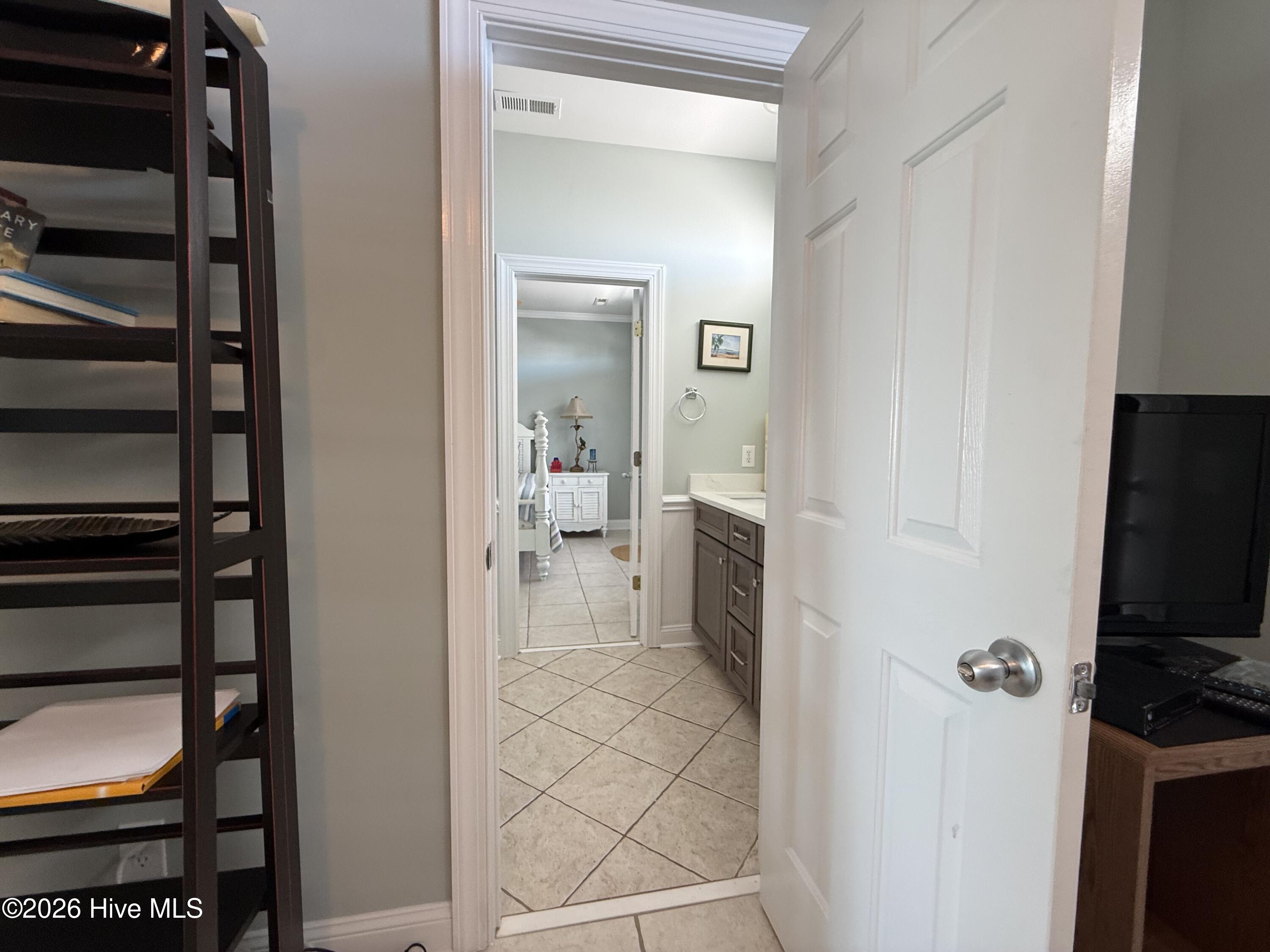 9 Goldsboro Street Property Photo 36
