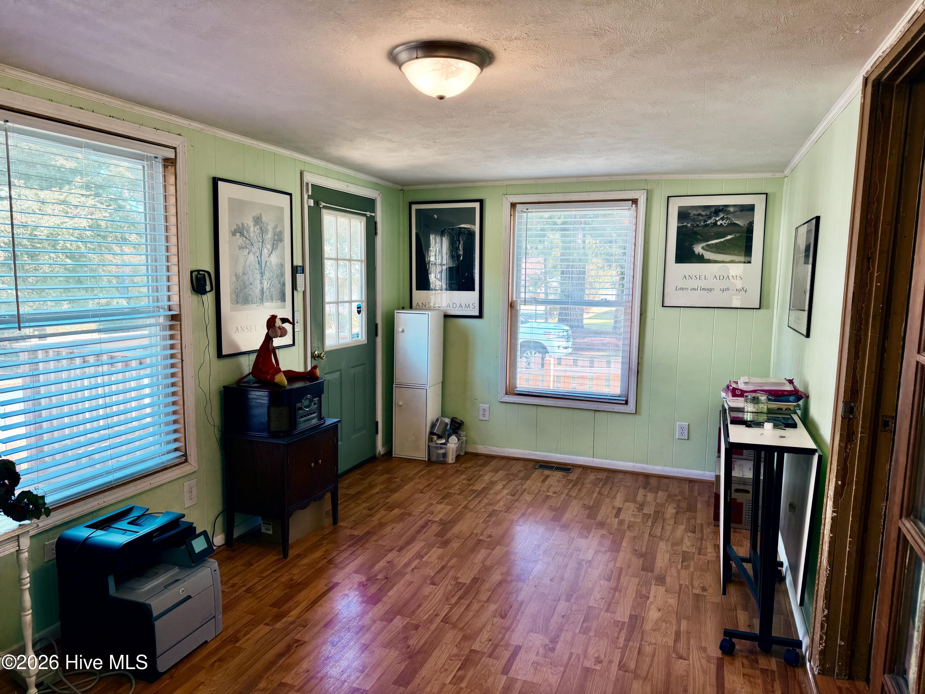 262 Ledbetter Street Property Photo 5