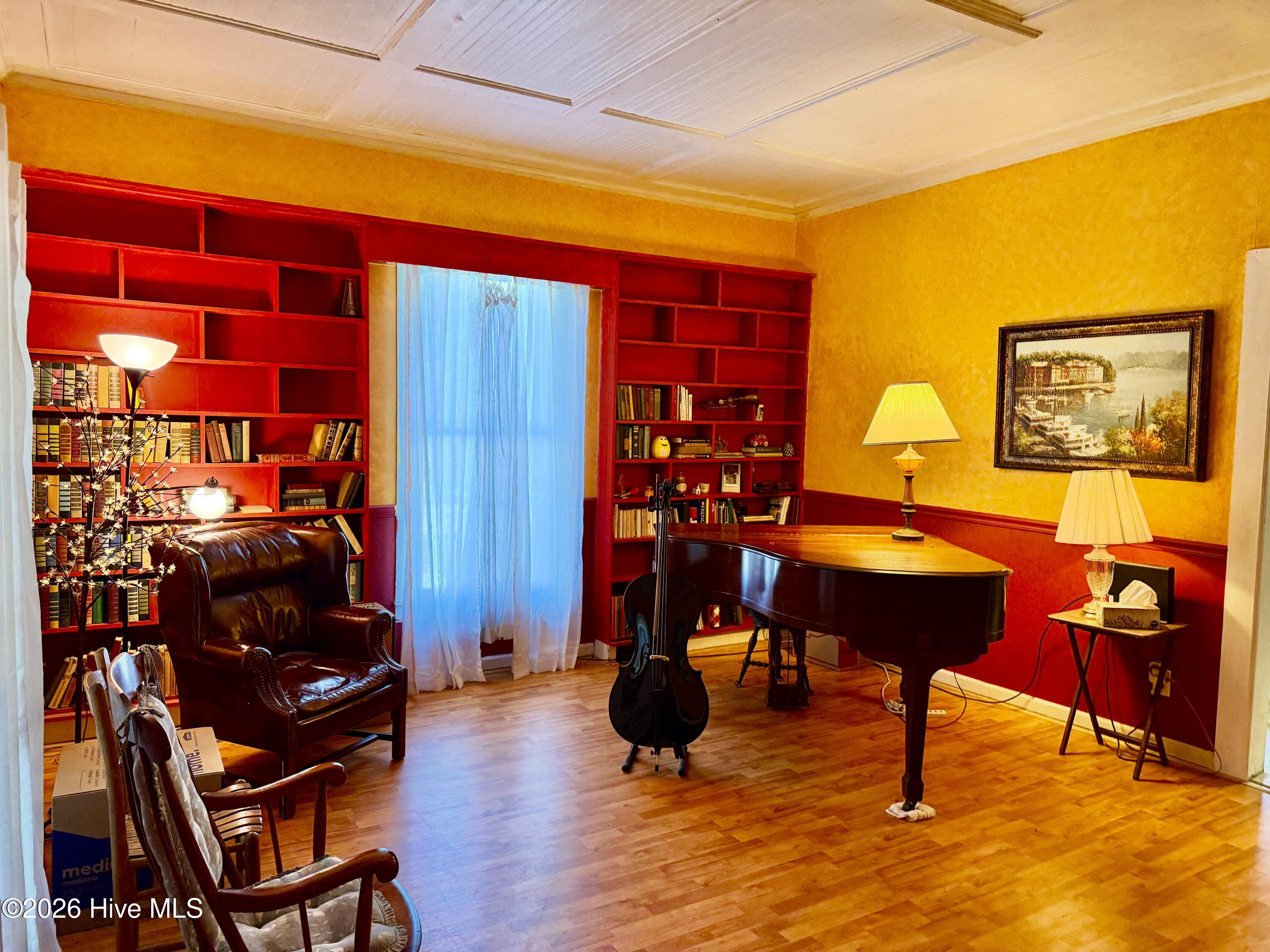 262 Ledbetter Street Property Photo 8