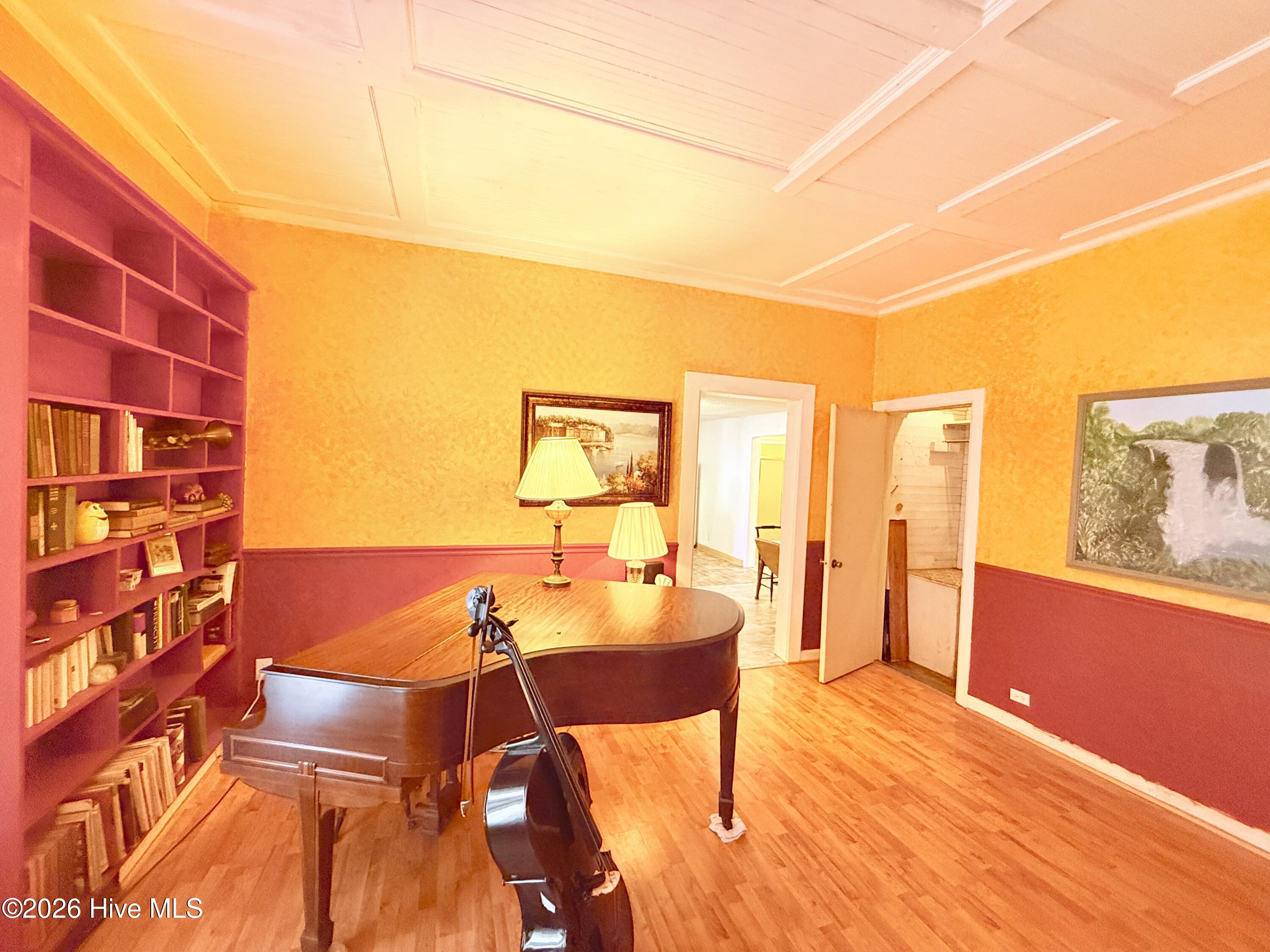 262 Ledbetter Street Property Photo 9