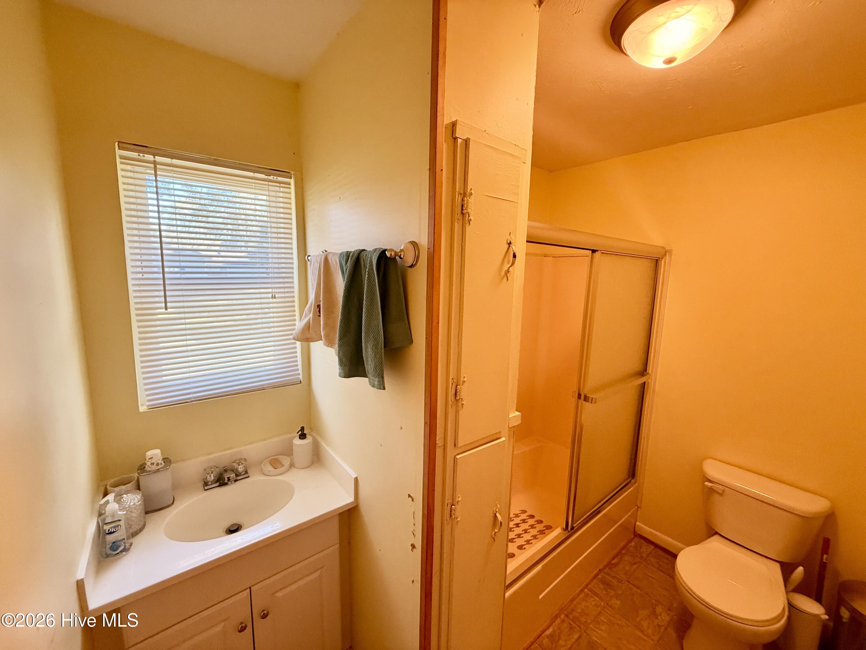 262 Ledbetter Street Property Photo 13