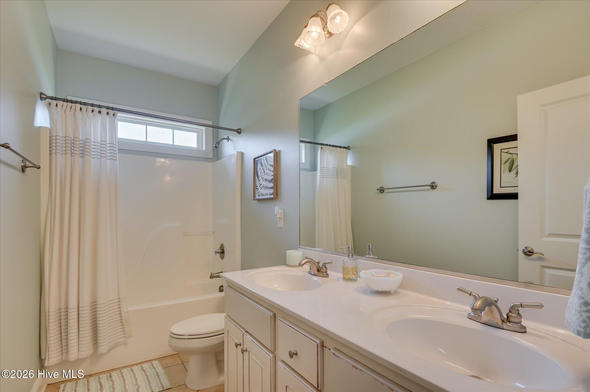 803 Leslie Court Property Photo 34