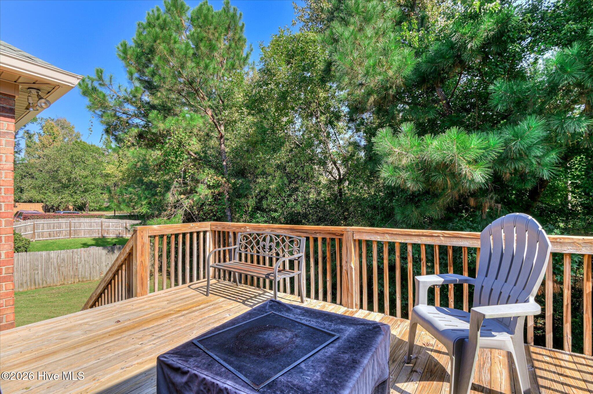 803 Leslie Court Property Photo 44