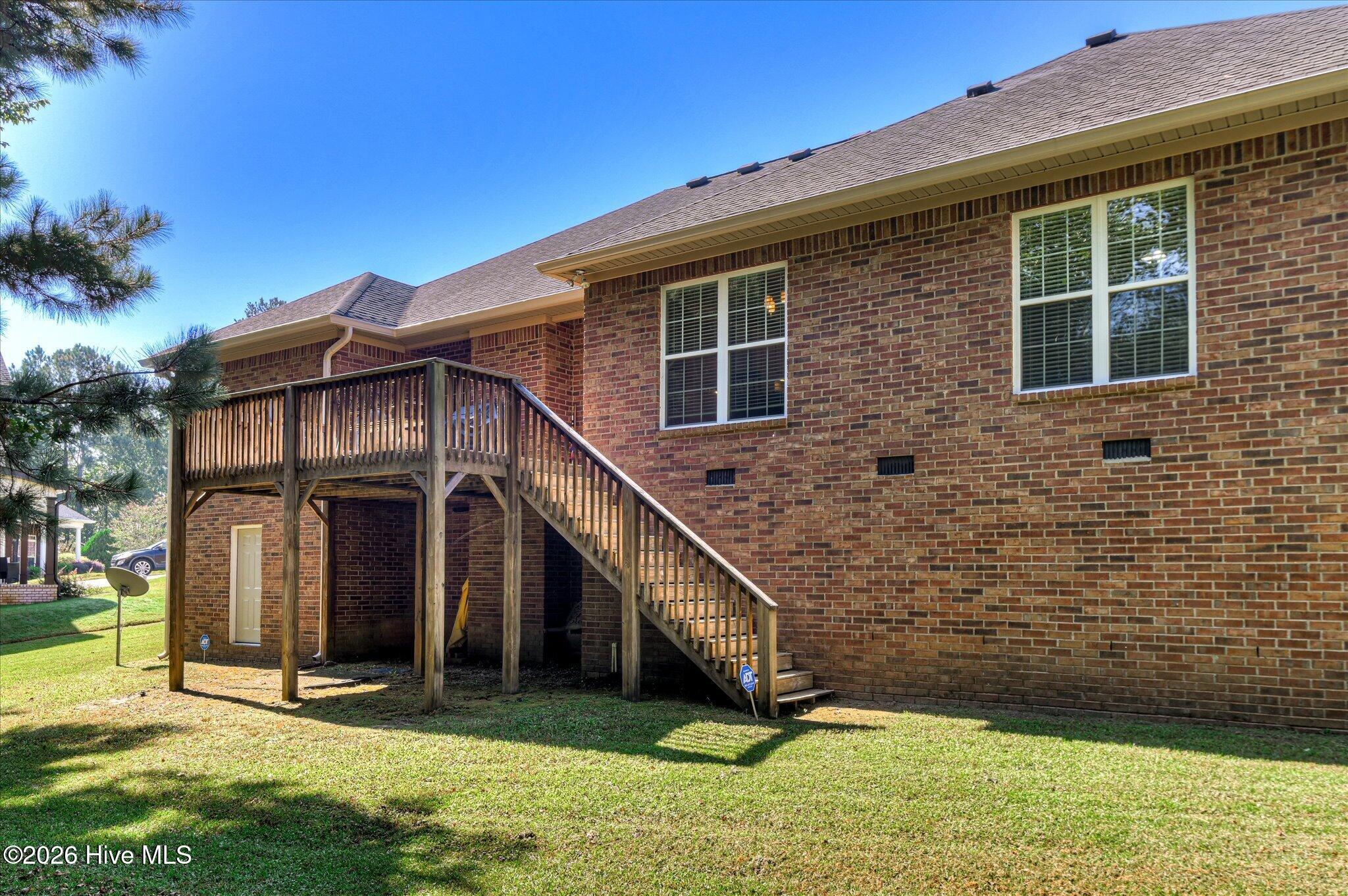 803 Leslie Court Property Photo 45