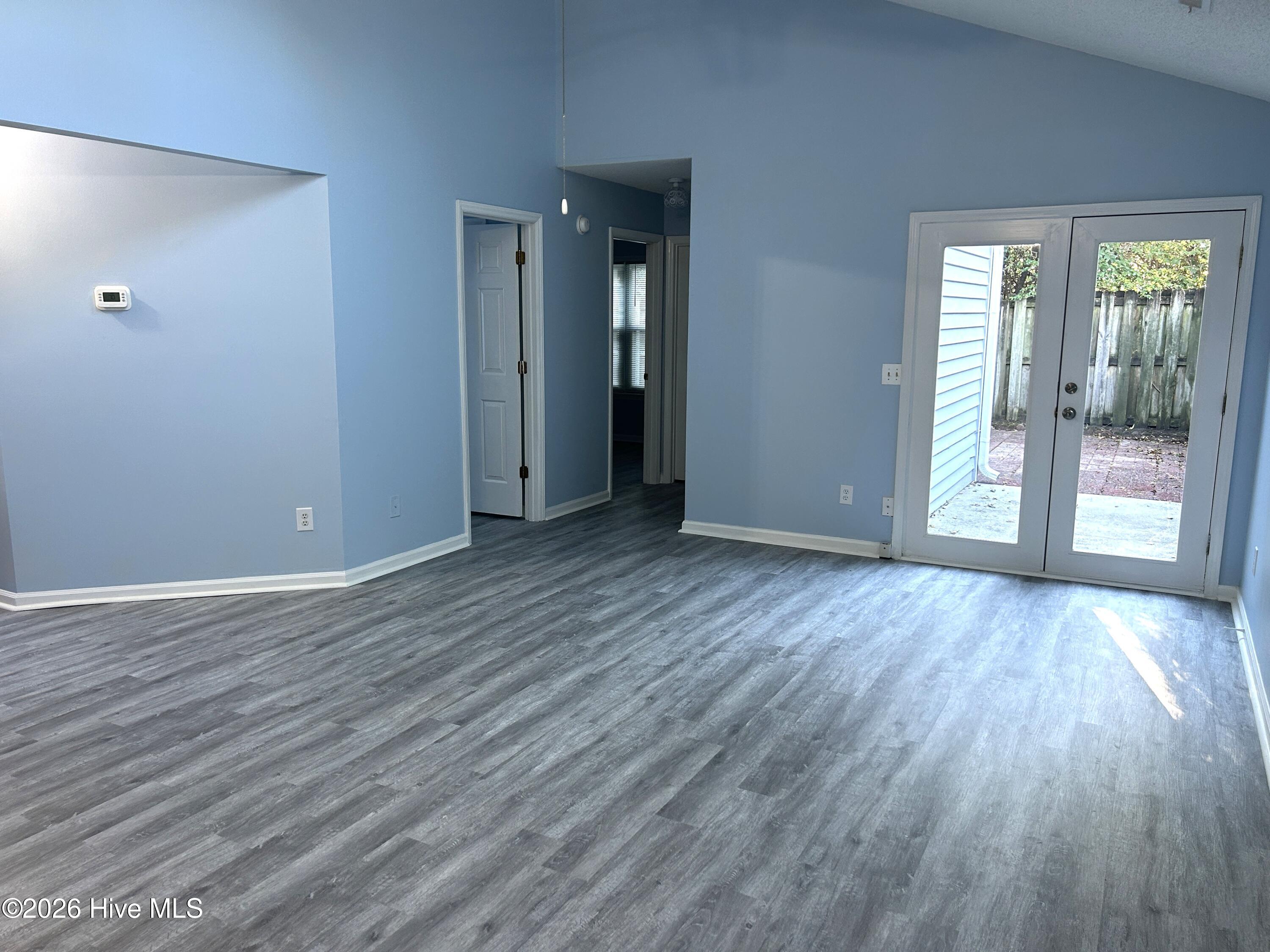 1248 Shipyard Boulevard Property Photo 3