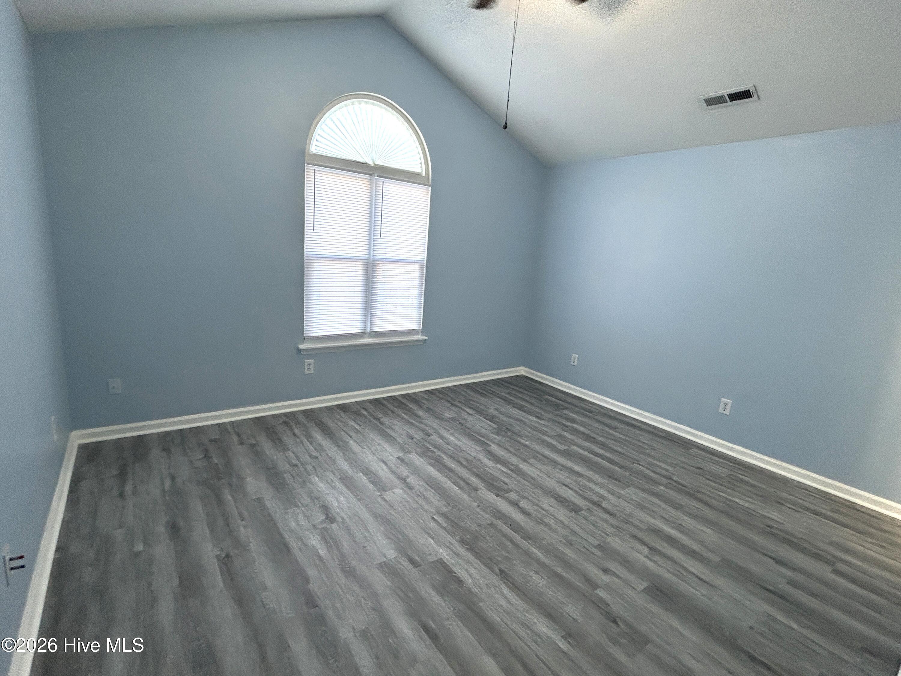 1248 Shipyard Boulevard Property Photo 8