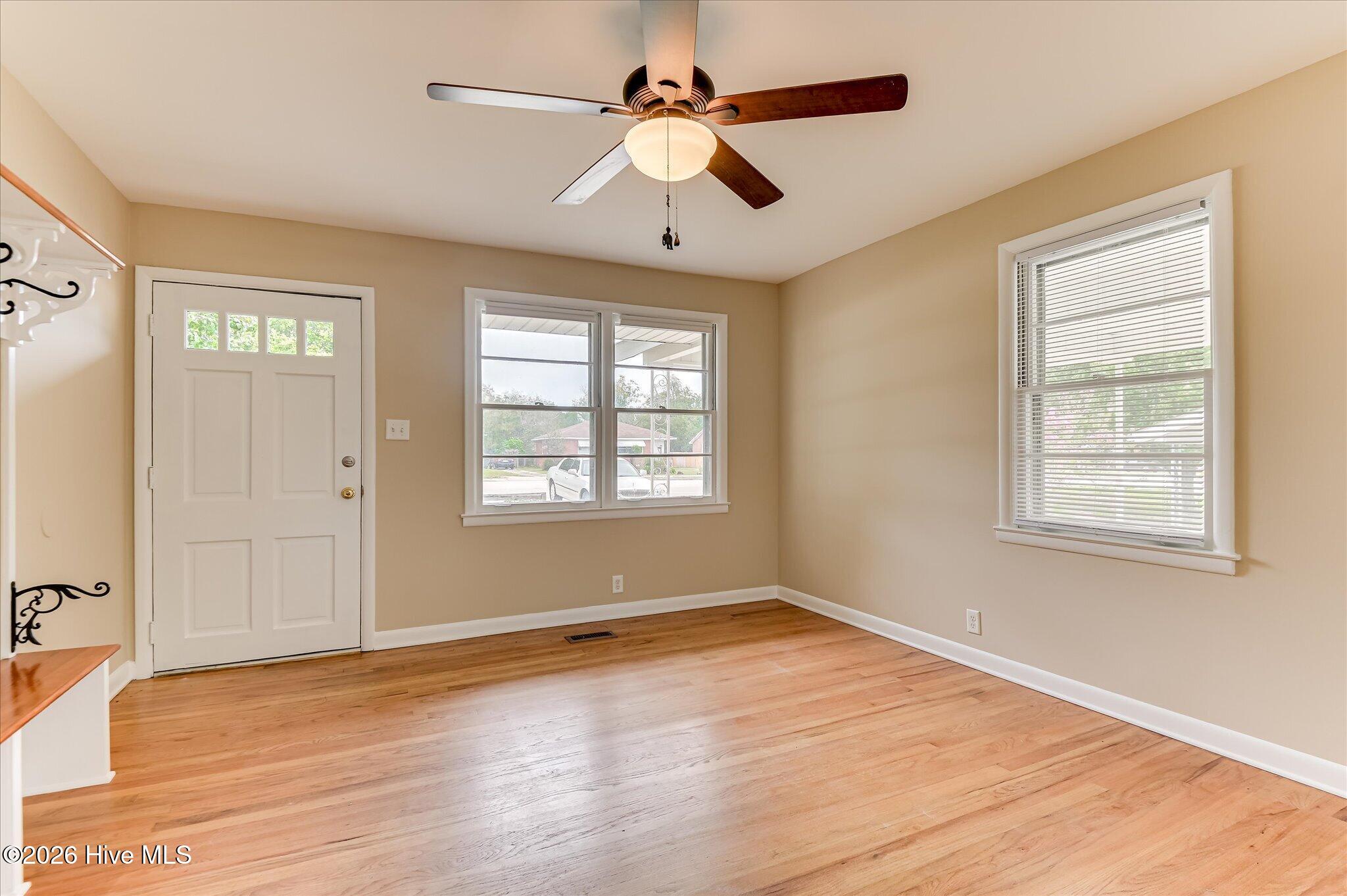 10093 Atomic Road Property Photo 8