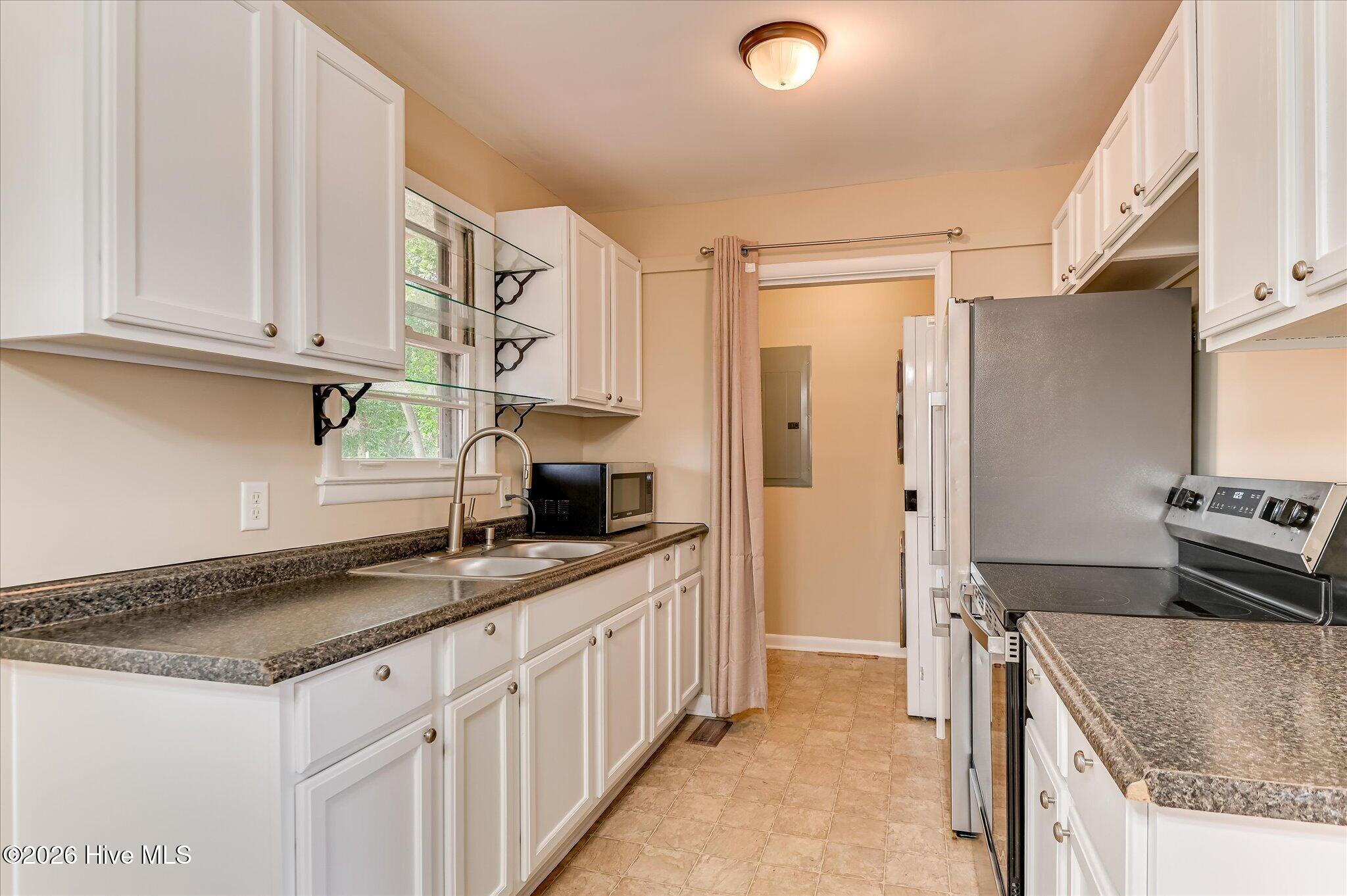 10093 Atomic Road Property Photo 14