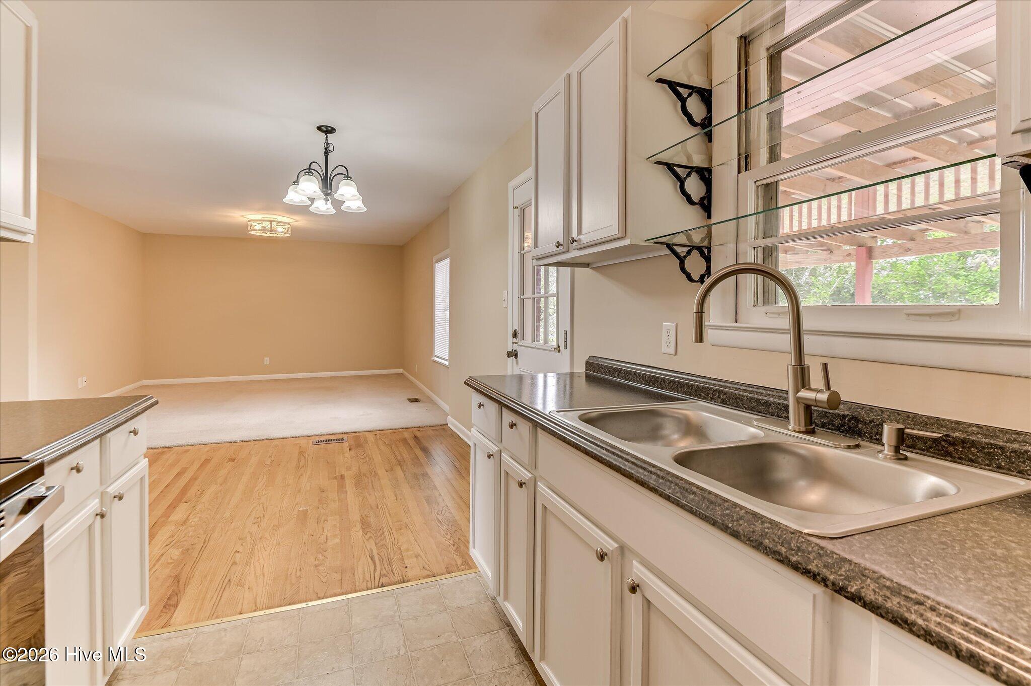 10093 Atomic Road Property Photo 16
