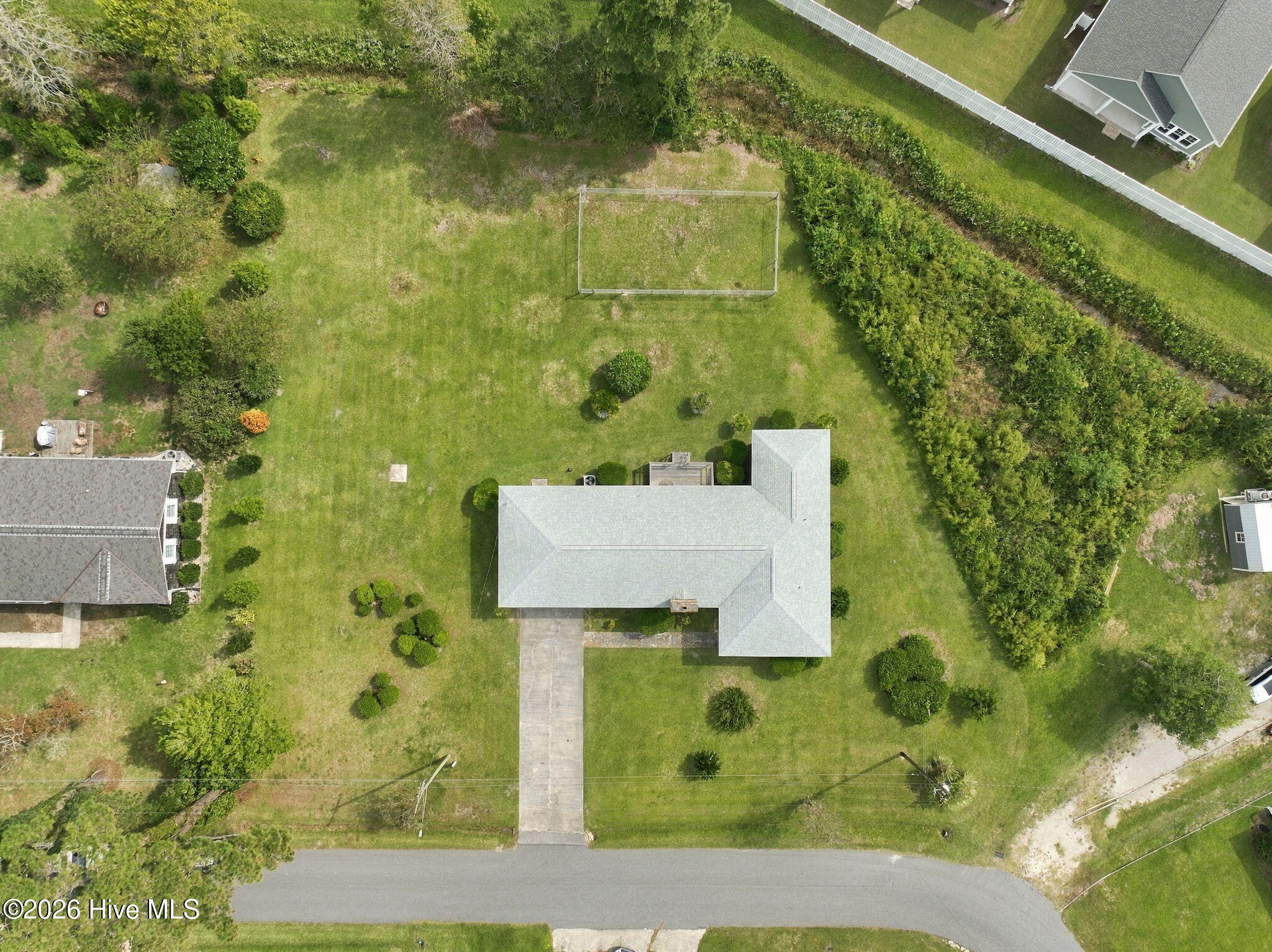 105 Sherwood Boulevard Property Photo 8