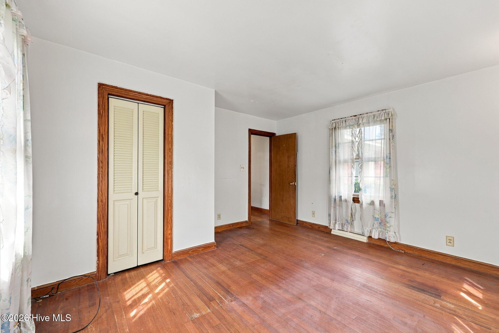 105 Sherwood Boulevard Property Photo 32