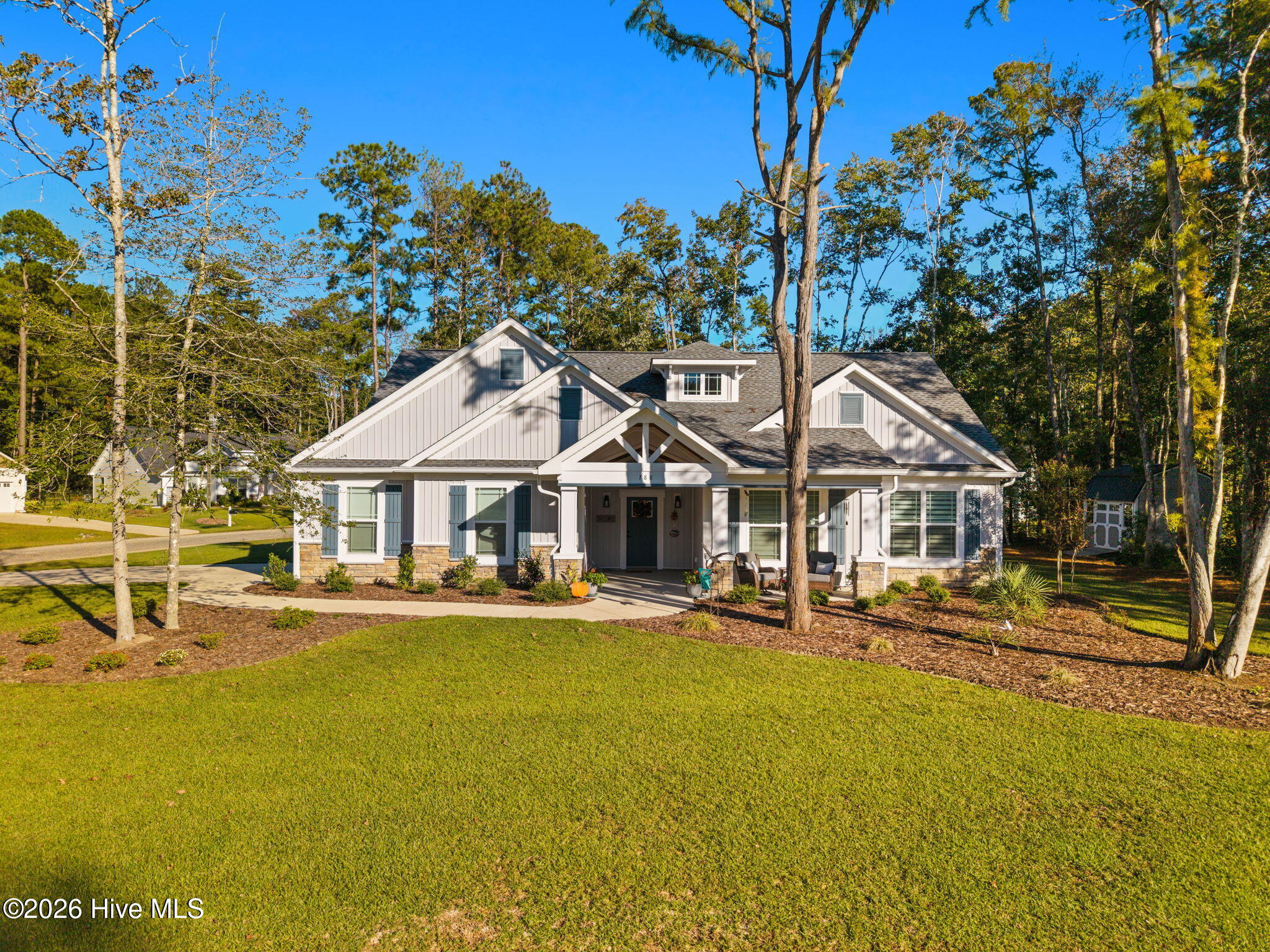 788 Boundaryline Drive NW Property Photo 1