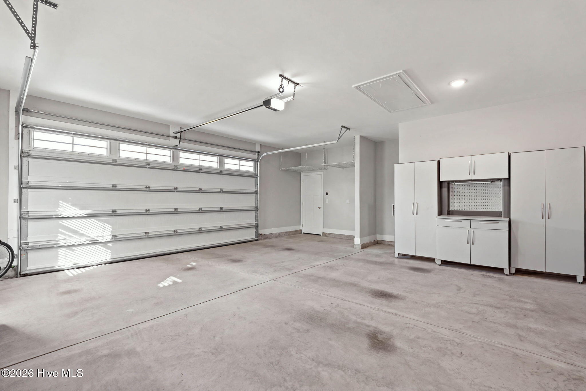 788 Boundaryline Drive Nw Property Photo 35