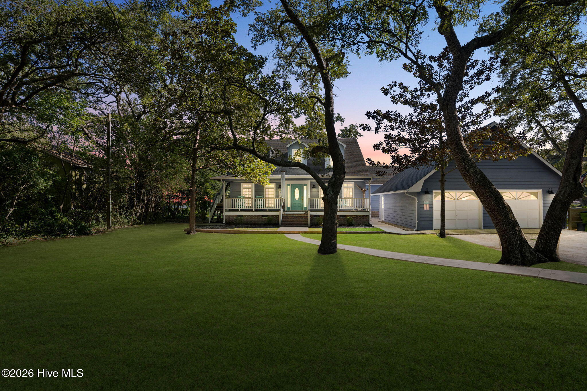 104 Hickory Street Property Photo 1