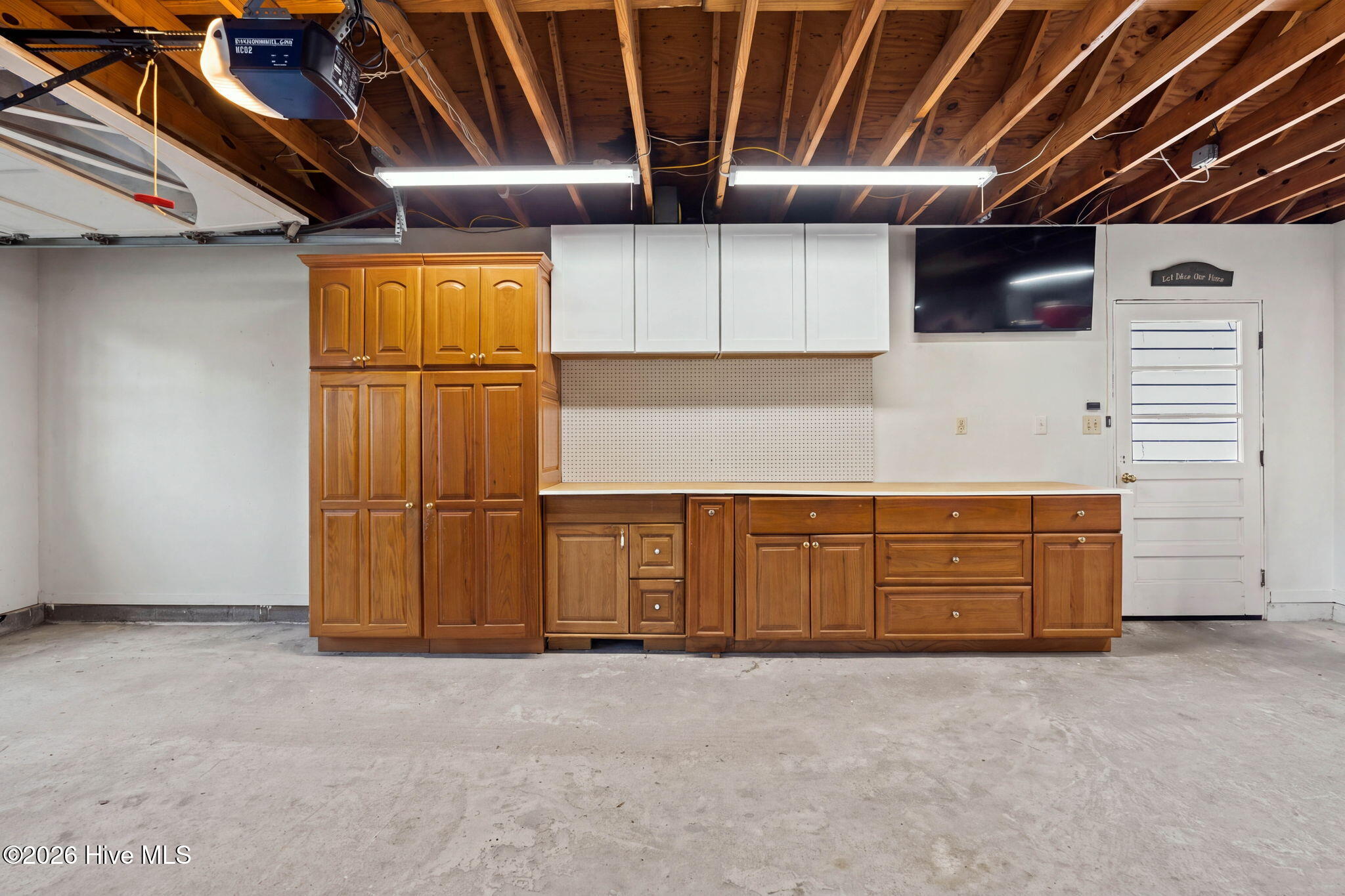 104 Hickory Street Property Photo 55