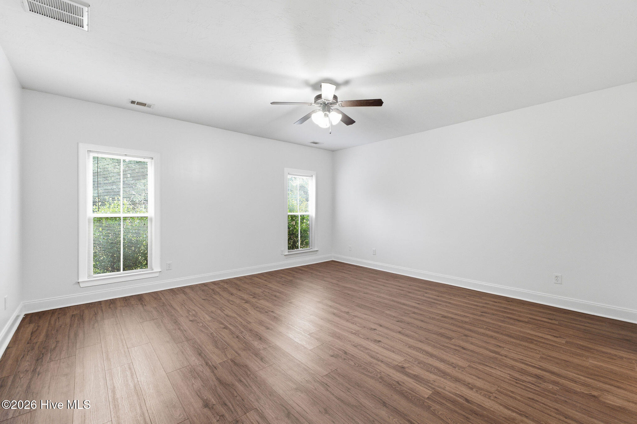 8017 Battle Street Property Photo 17