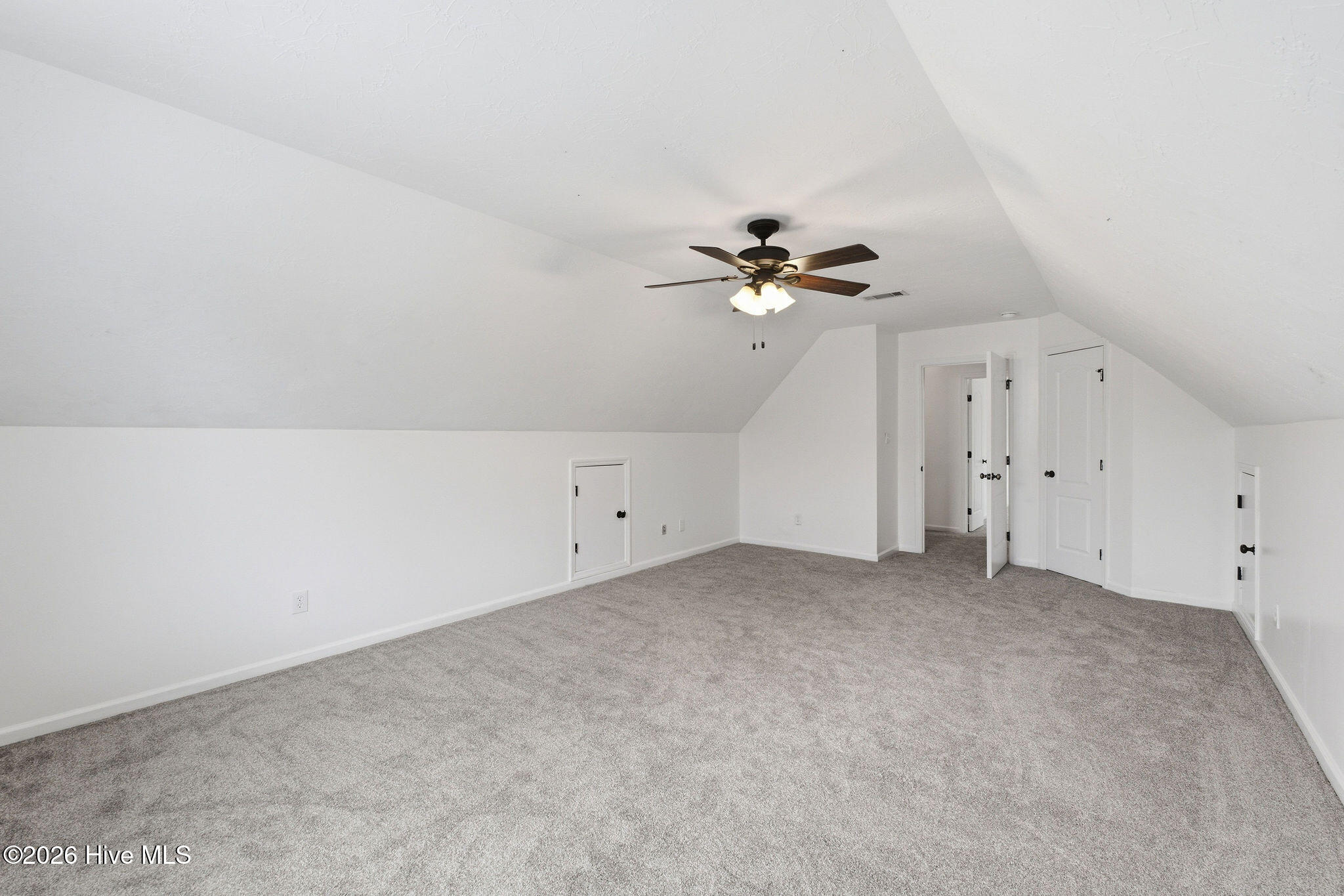 8017 Battle Street Property Photo 28