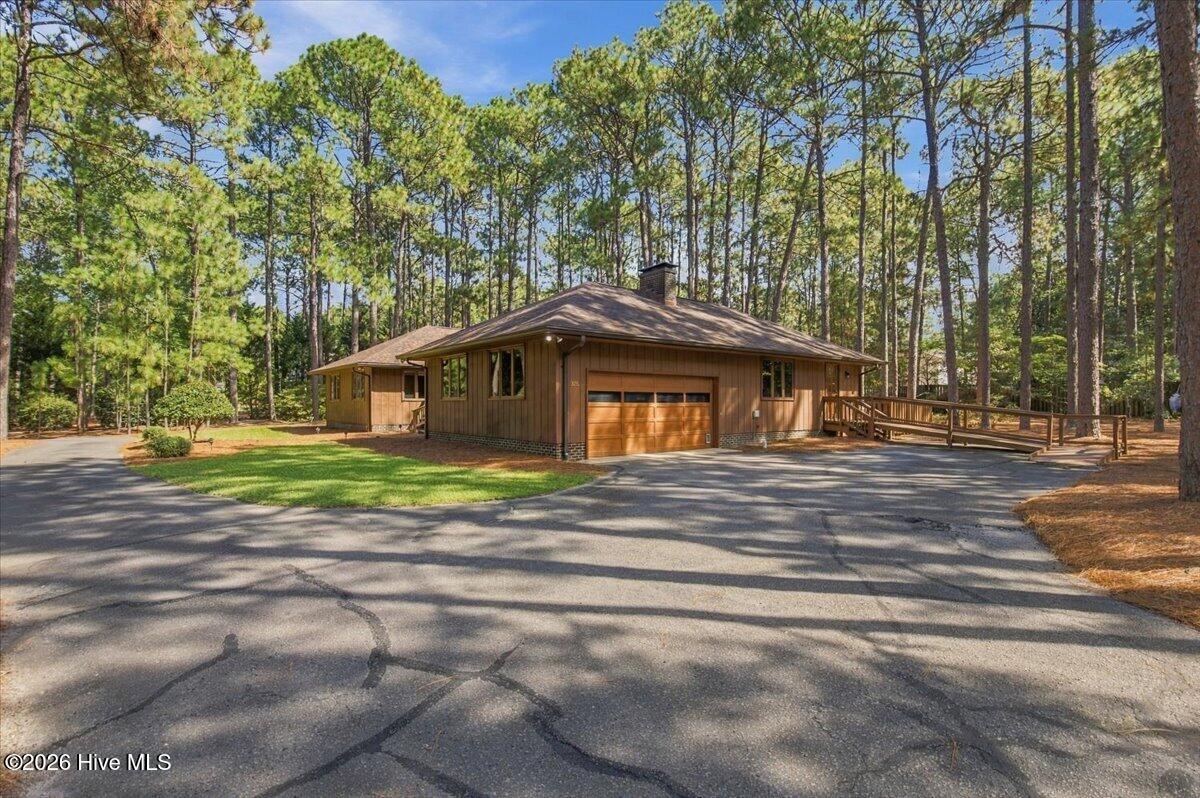 375 Swoope Drive Property Photo 3