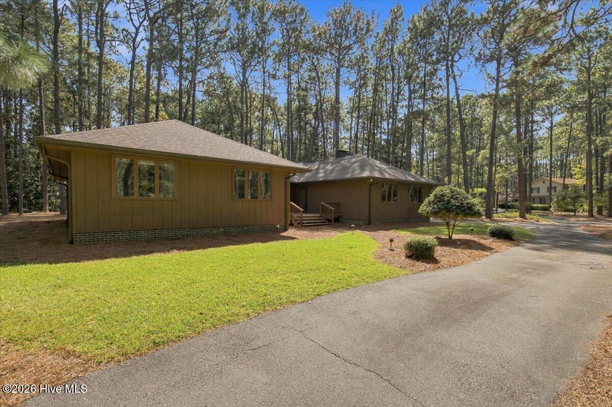 375 Swoope Drive Property Photo 6