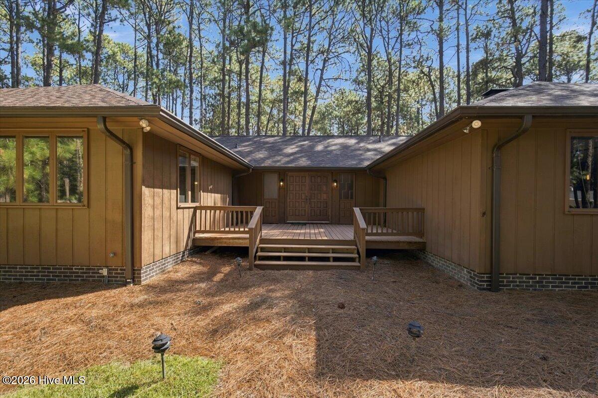 375 Swoope Drive Property Photo 7