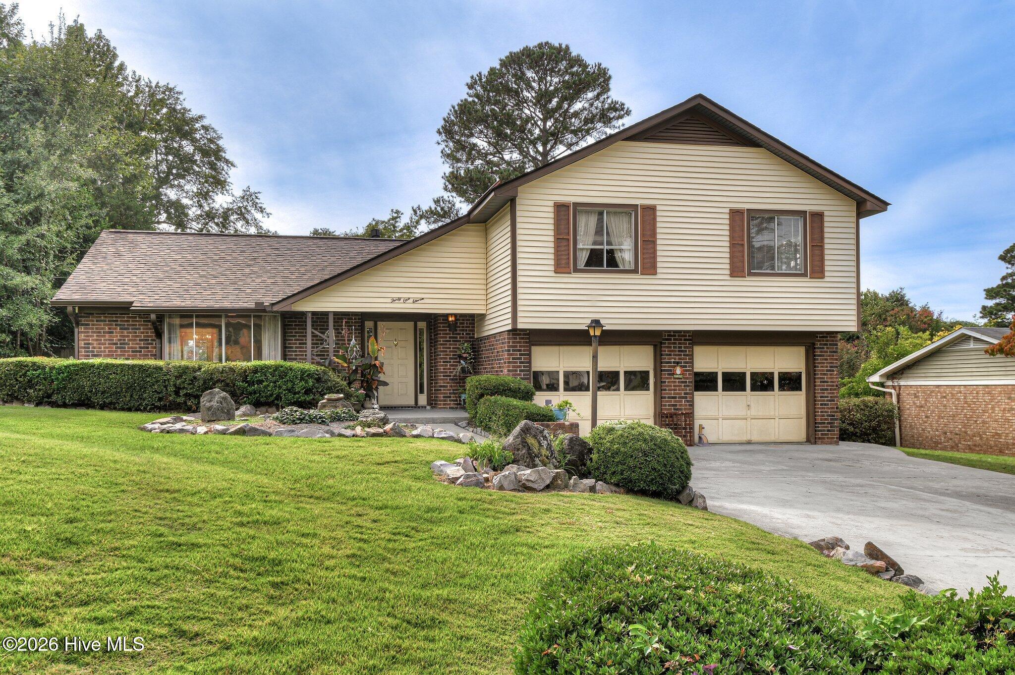 3111 Fieldstone Circle Property Photo 1