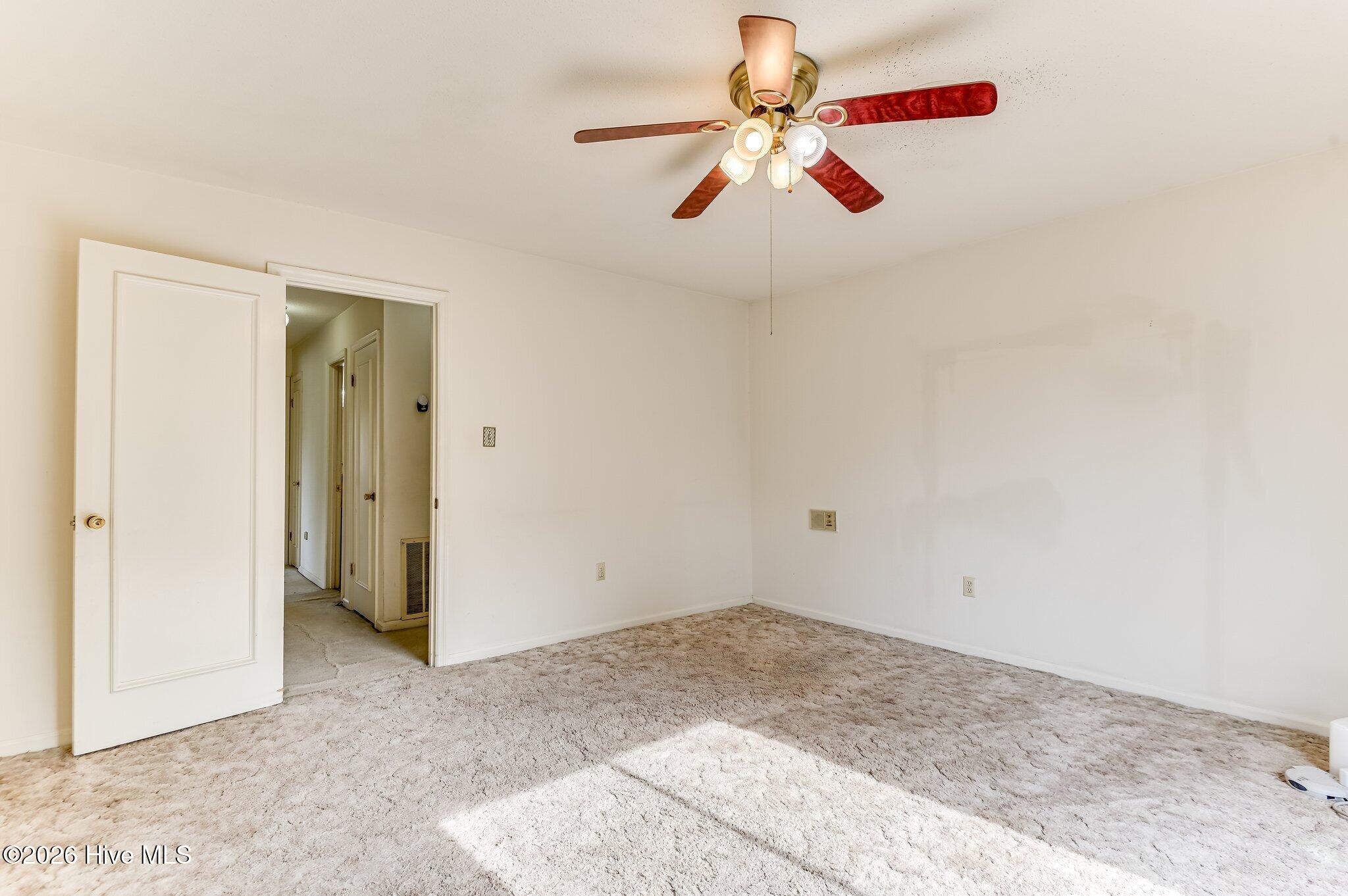 3111 Fieldstone Circle Property Photo 44
