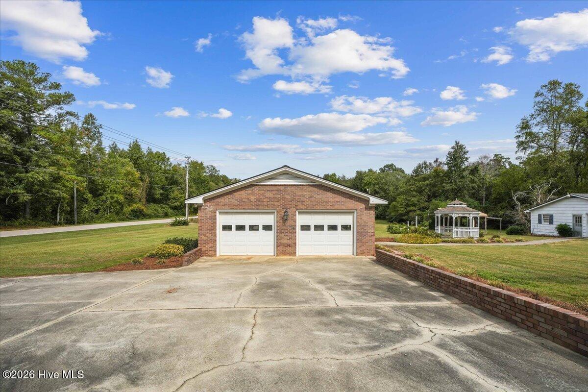 5730 Lamm Road Property Photo 14